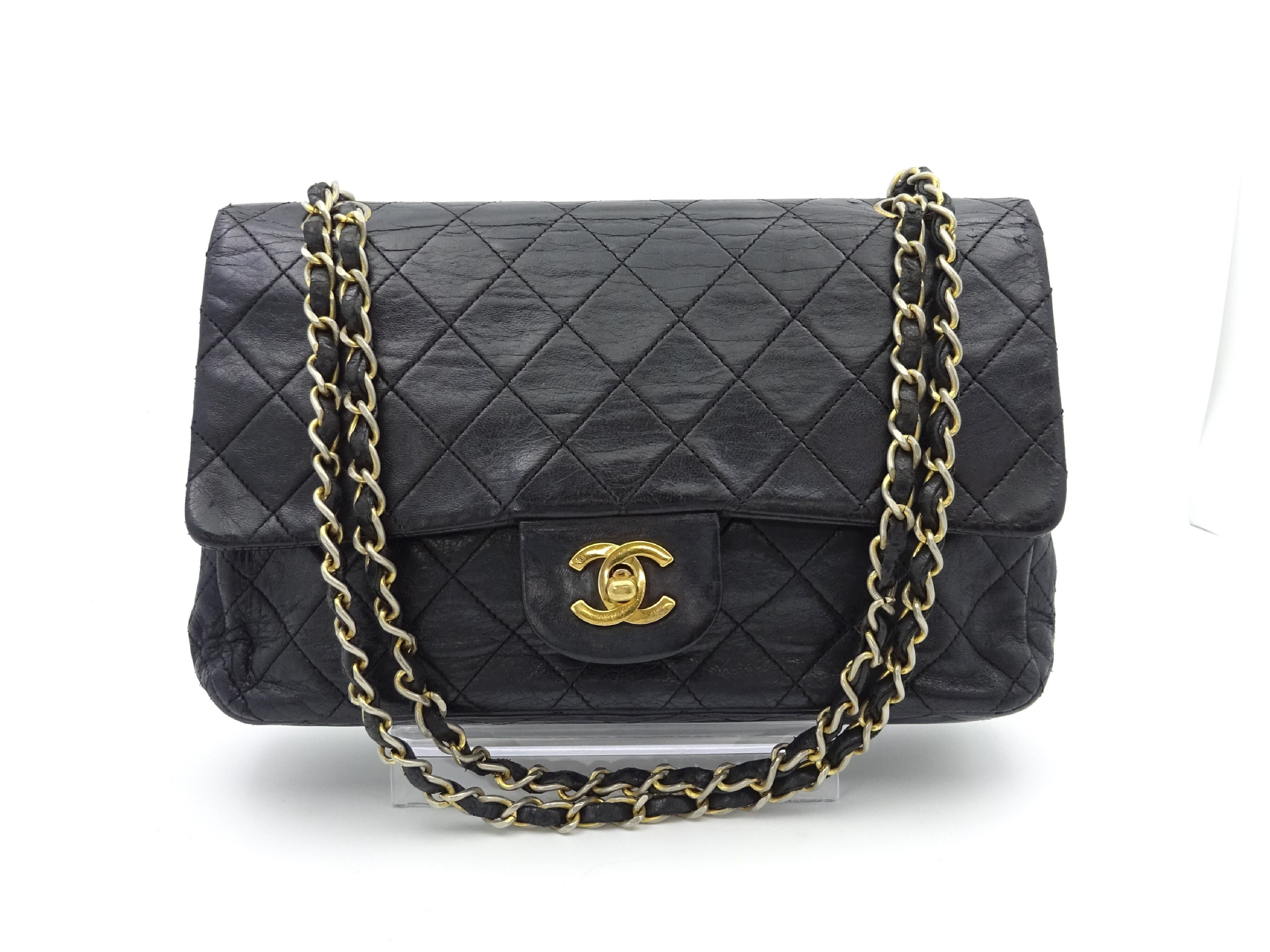 Chanel Chanel Vintage Classic Double Flap Bag Quilted Lambskin Size ONE SIZE - 1 Thumbnail