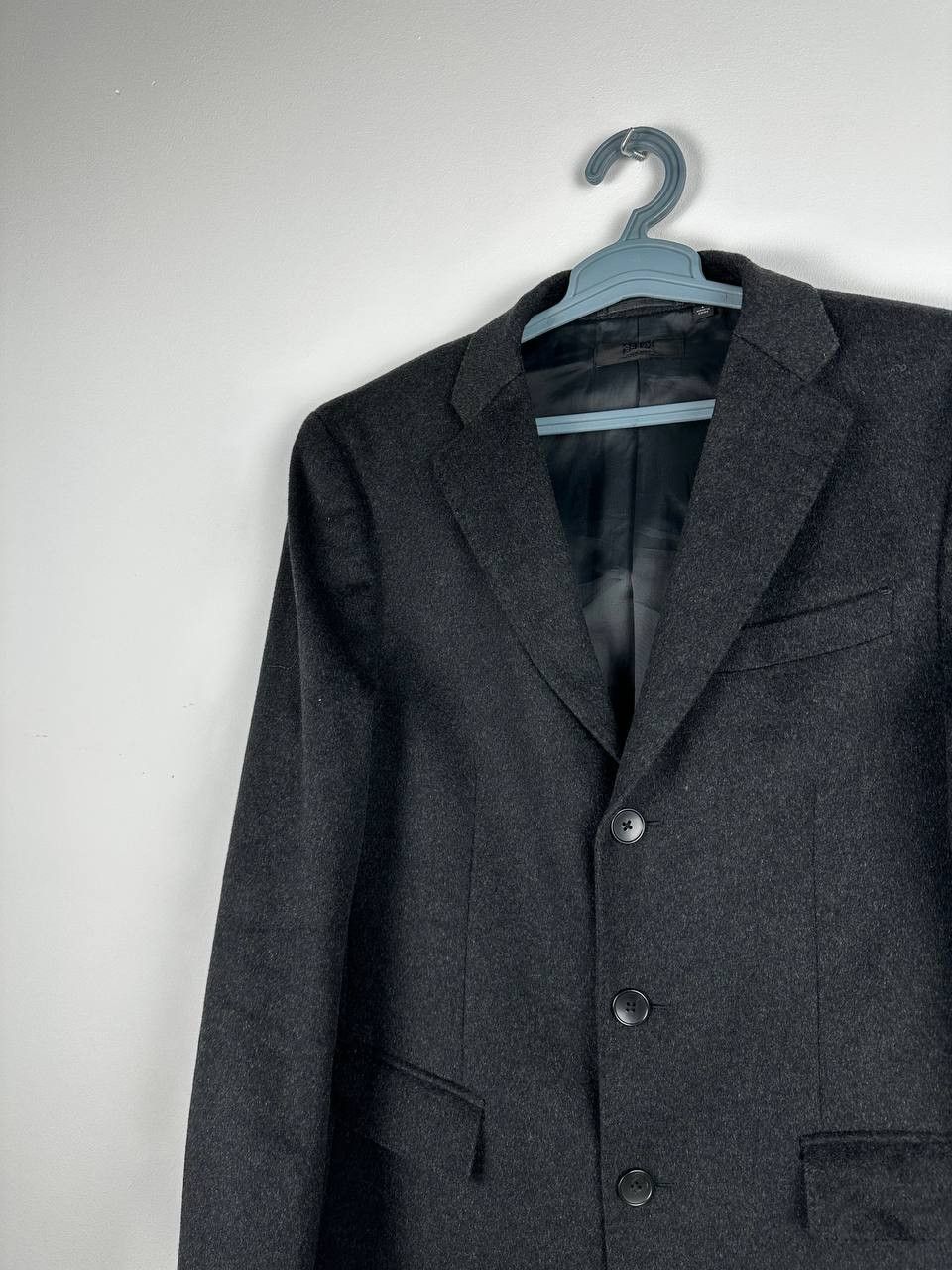 Japanese Brand × Uniqlo Uniqlo Grey Wool Casual Coat Size L Size US L / EU 52-54 / 3 - 3 Thumbnail