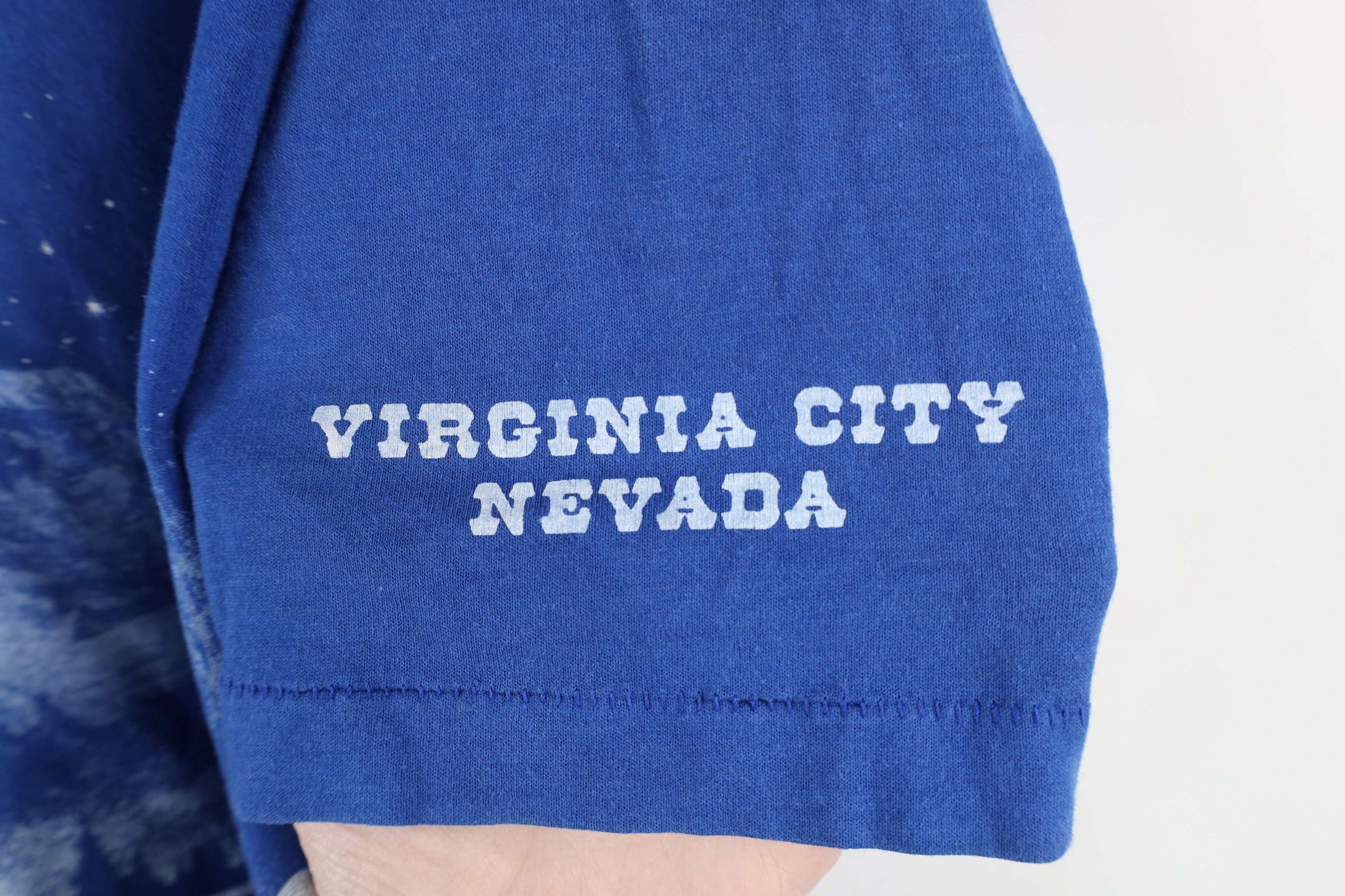 Vintage Vintage 80s 90s Streetwear Mountains Over Print T-Shirt USA Size US L / EU 52-54 / 3 - 4 Thumbnail