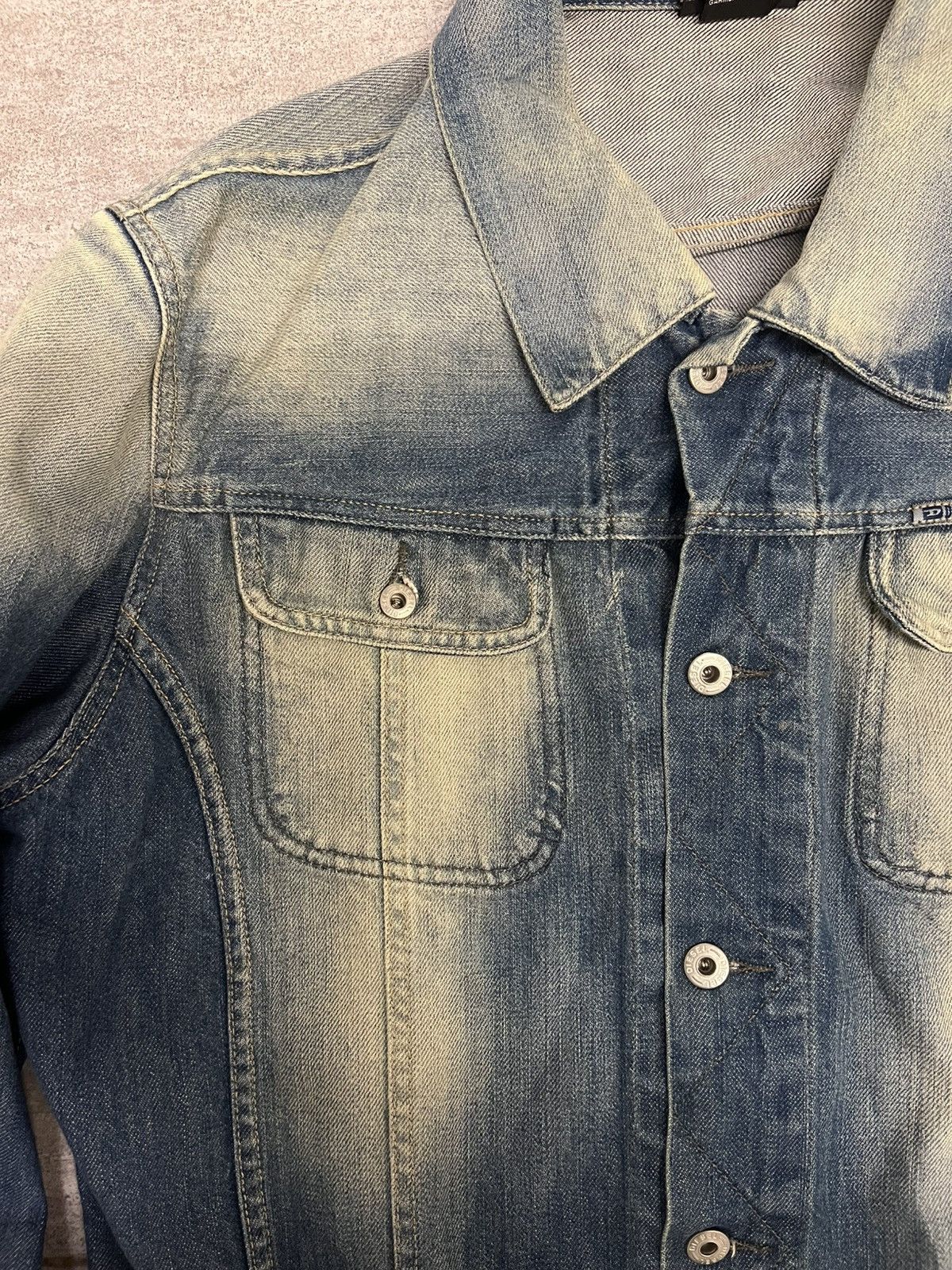 Diesel Diesel Distressed Denim Jacket - Vintage-Inspired Style Size US XL / EU 56 / 4 - 6 Thumbnail