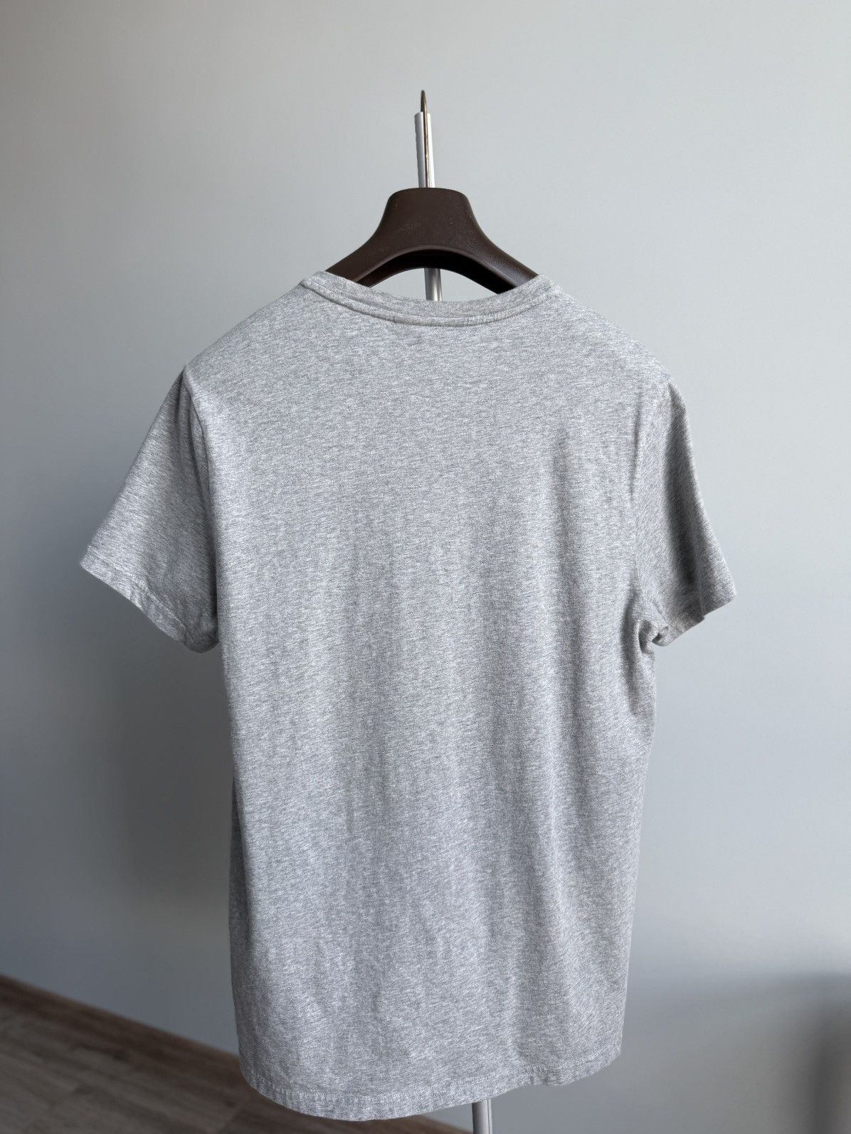 Burberry Burberry London England Grey Cotton T-Shirt Logo Patch Size US L / EU 52-54 / 3 - 7 Thumbnail