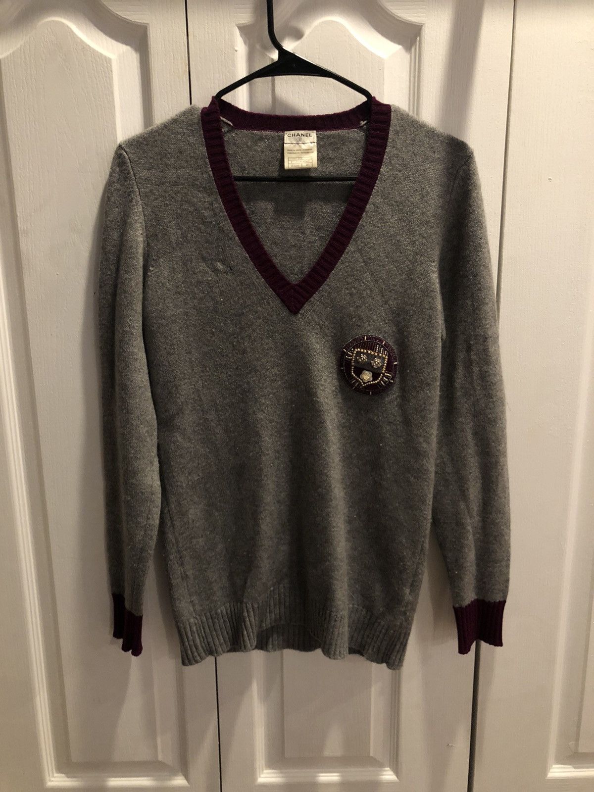 image of 2007 Chanel Sequin Cashmere Purple Trim 40 in Grey, Women's (Size Medium)