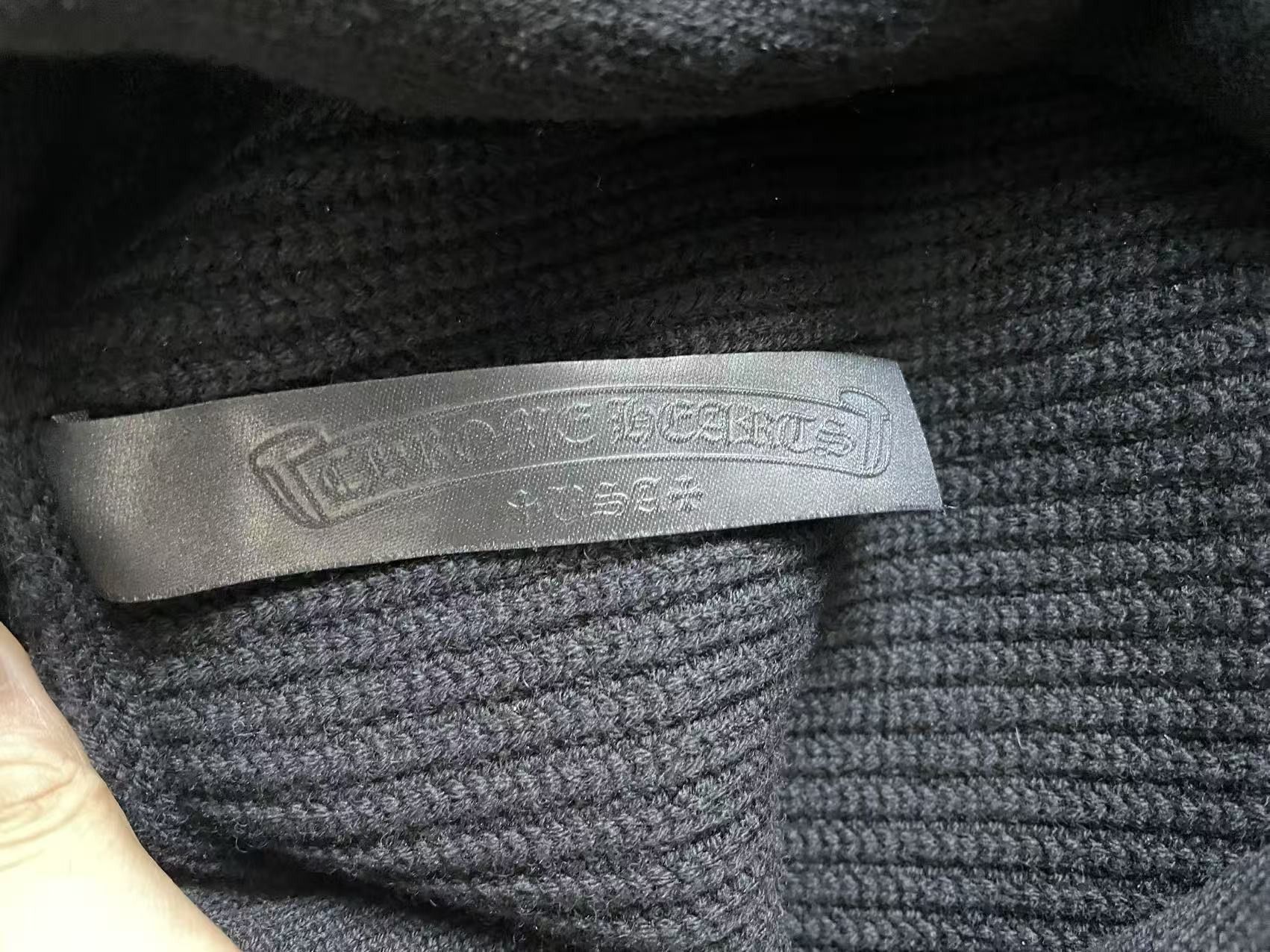 Chrome Hearts Chrome Hearts Triple Cross Patch Scroll Cashmere Sweater Size US XXL / EU 58 / 5 - 6 Thumbnail