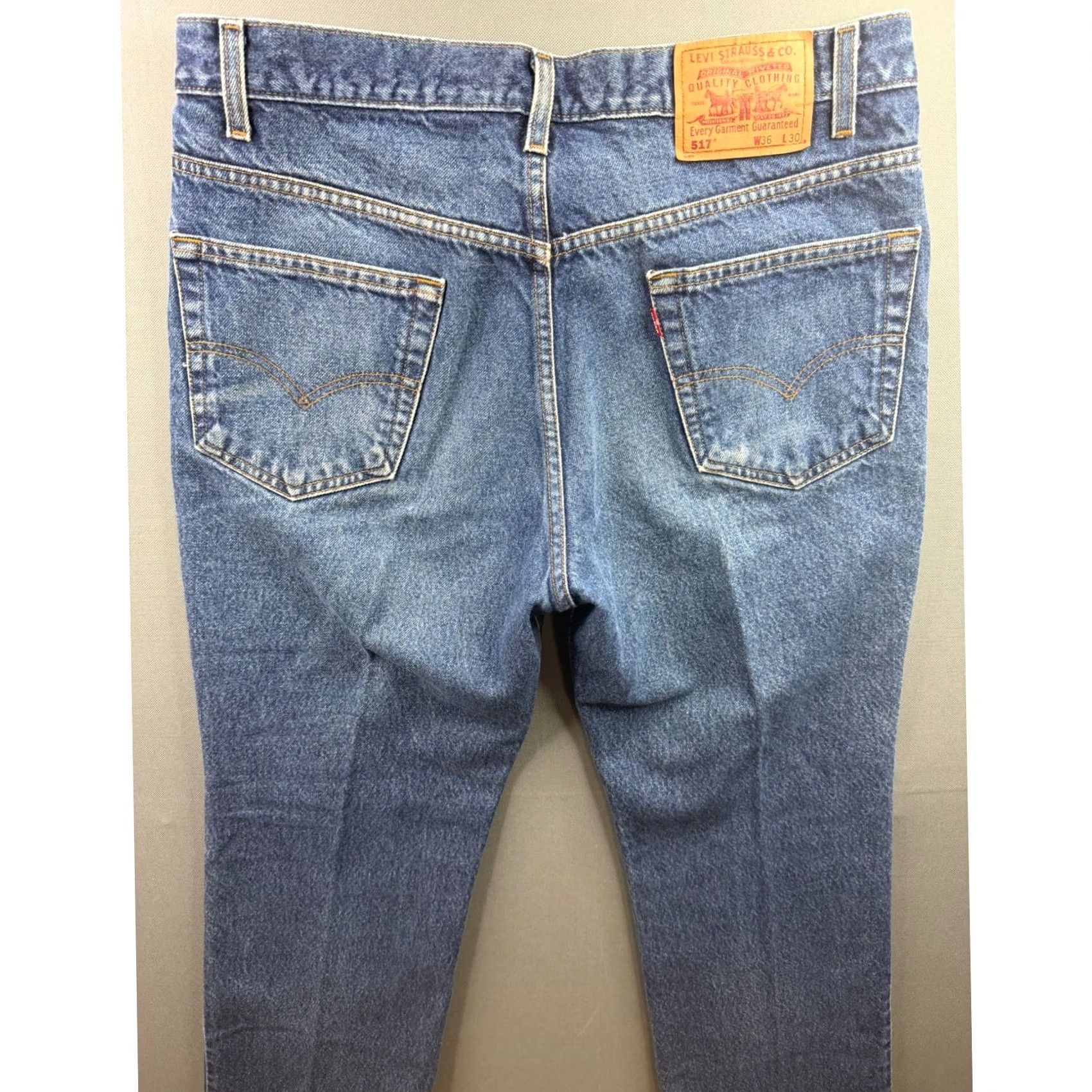 Levi's VINTAGE Levi'S Jeans Mens 35 Blue Bootcut Denim 34x30 Size US 35 - 2 Thumbnail