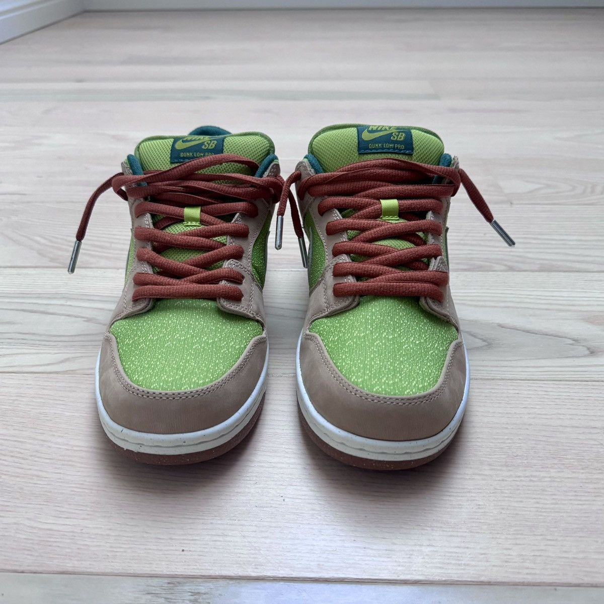Nike Nike SB Dunk Low Escargot Size US 10.5 / EU 43-44 - 2 Thumbnail