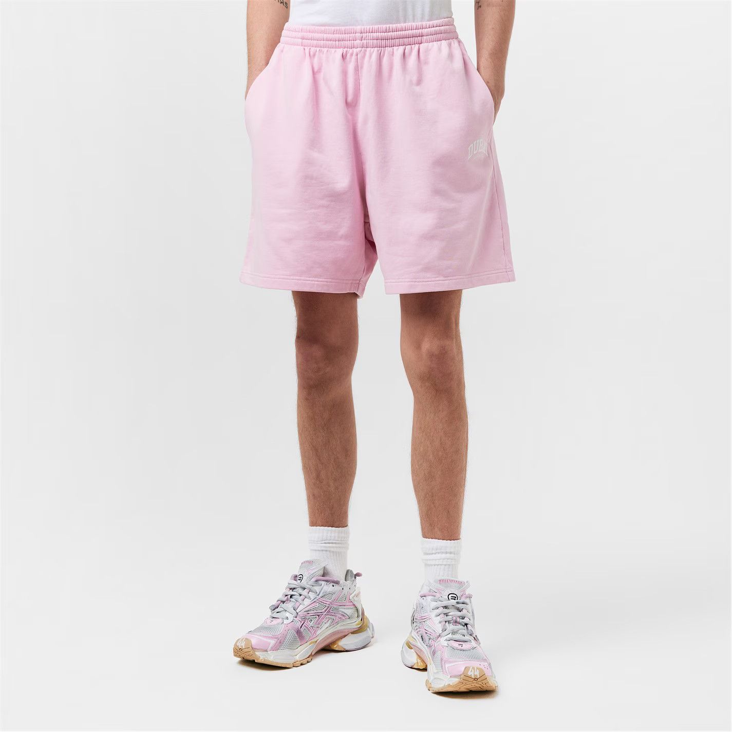 Balenciaga o1g2r1mq0226 Fleece Jogger Shorts In Pink Size US 34 / EU 50 - 3 Thumbnail
