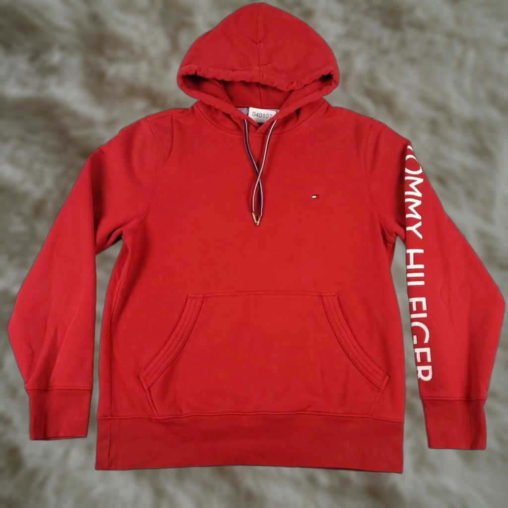 Tommy Hilfiger VINTAGE Tommy Hilfiger Hoodie Pullover Men's Small Red Crew Neck Zip Sweatshirt Casual Classic Size US S / EU 44-46 / 1 - 1 Thumbnail