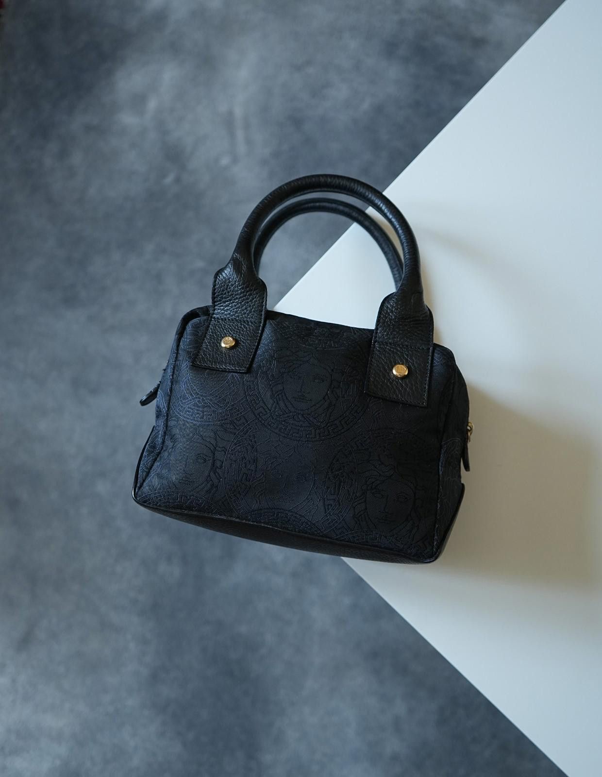 Versace 1990's Gianni Versace Mini Monogram Medusa HandBag VINTAGE Size ONE SIZE - 3 Thumbnail