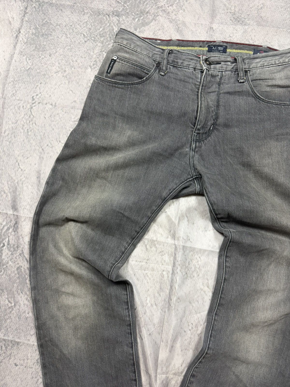 Giorgio Armani Armani jeans Size US 33 - 5 Thumbnail