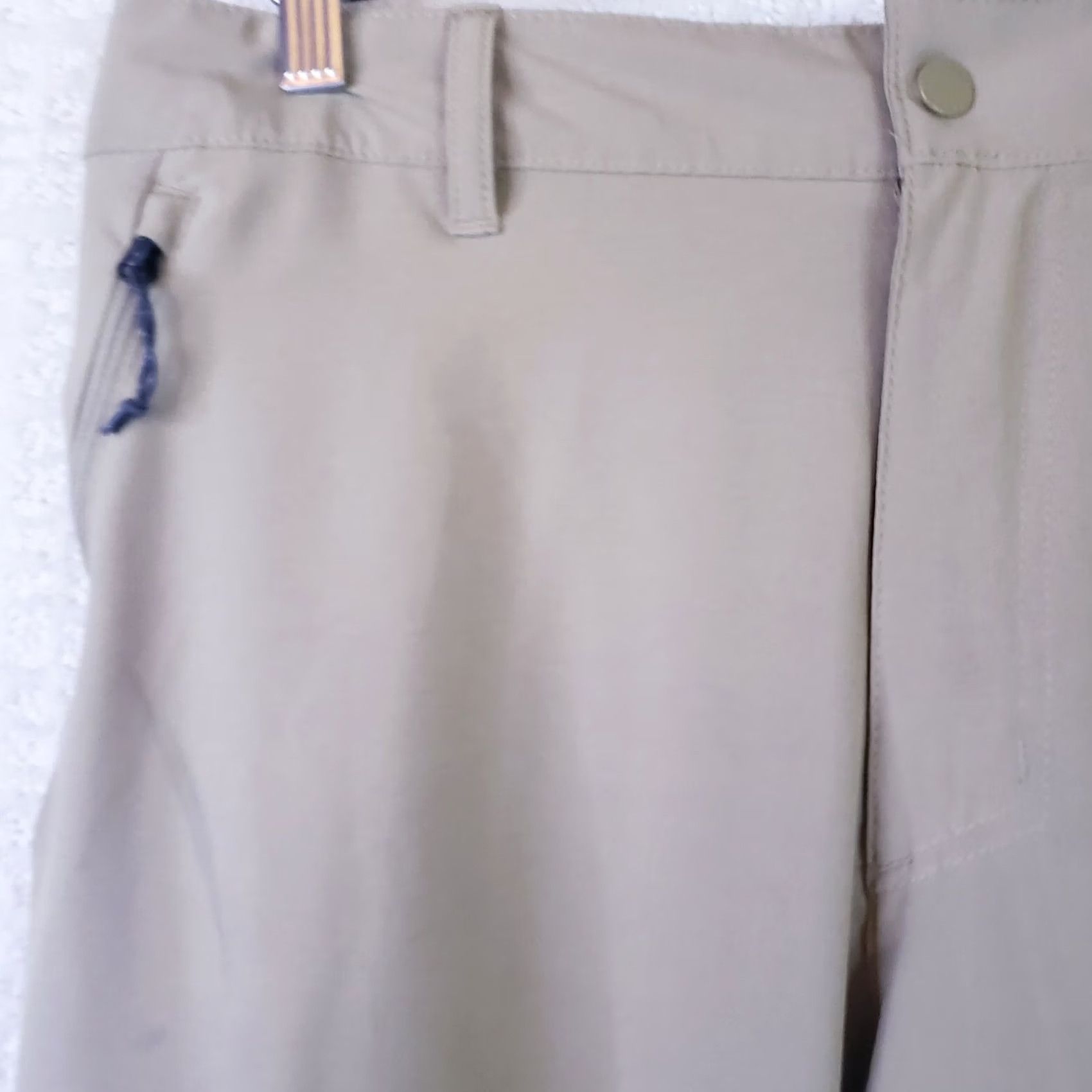 Vintage Columbia Men's Pants 34x30 Omni Shield Zipper Pockets Casual Travel Workwear Nylon Elastane Tan Khaki Straight Leg Size US 34 / EU 50 - 4 Thumbnail