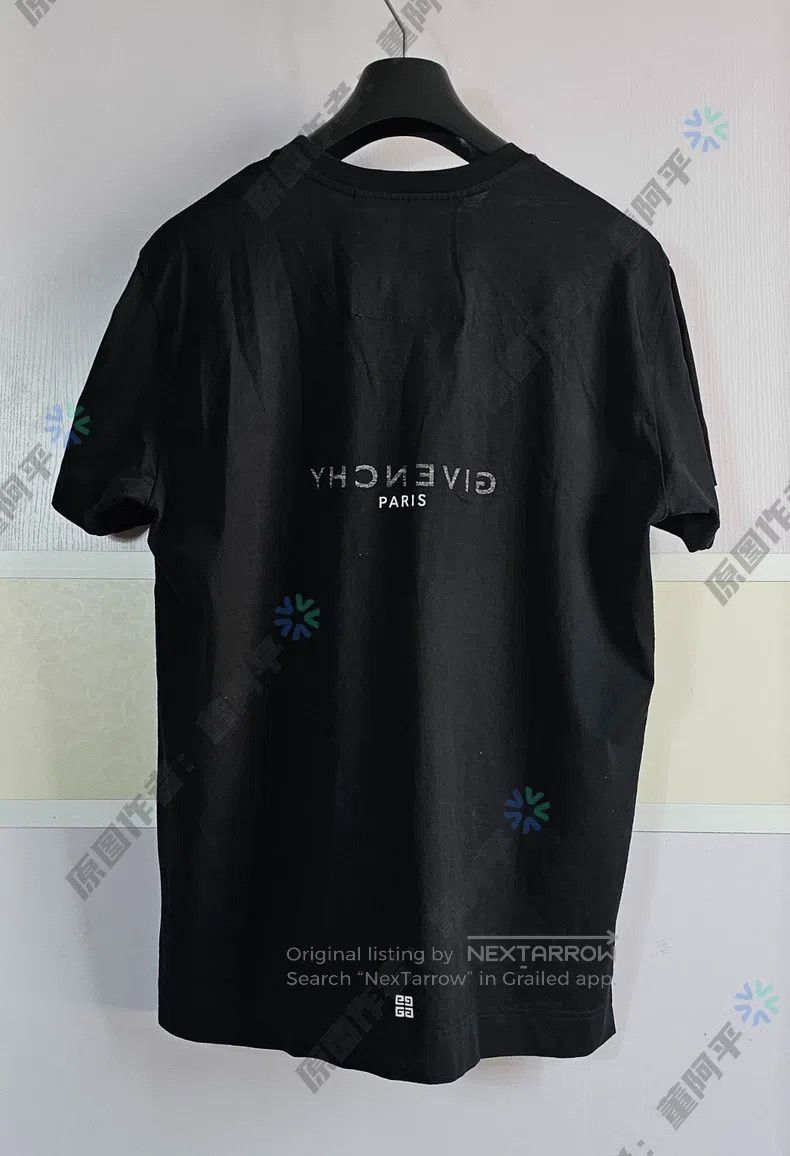 Givenchy Givenchy Short-sleeve T-shirt black reverse printed logo Size US XL / EU 56 / 4 - 4 Thumbnail