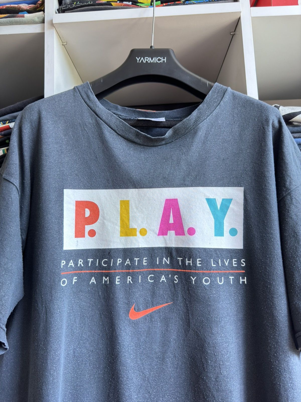 Nike × Vintage Vintage 2000s Nike PLAY Graphic Logo Tee Size US L / EU 52-54 / 3 - 2 Thumbnail