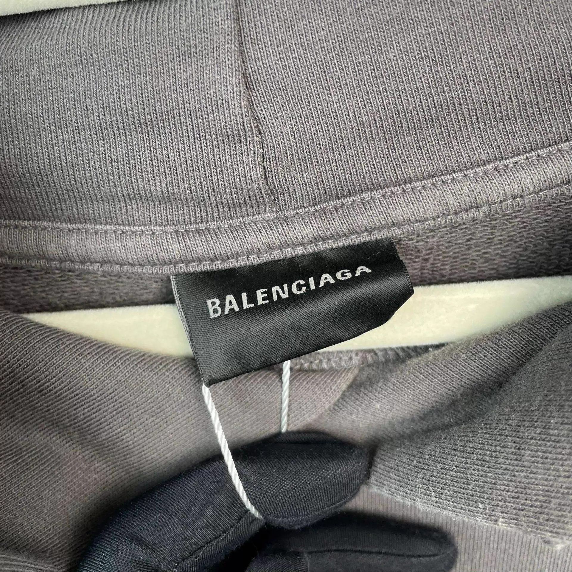 Balenciaga Balenciaga logo print sweatshirt XL Size US XL / EU 56 / 4 - 3 Thumbnail