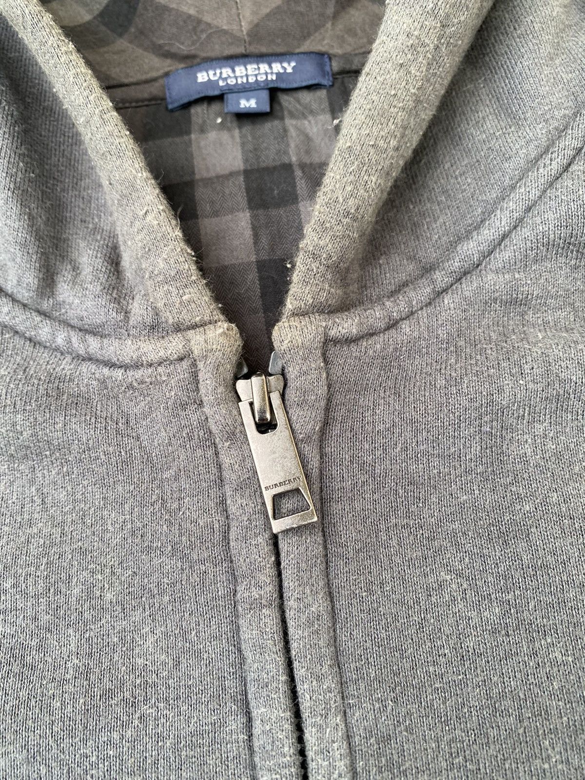 Burberry Vintage Burberry Zip Up Faded Hoodie Size US M / EU 48-50 / 2 - 4 Thumbnail