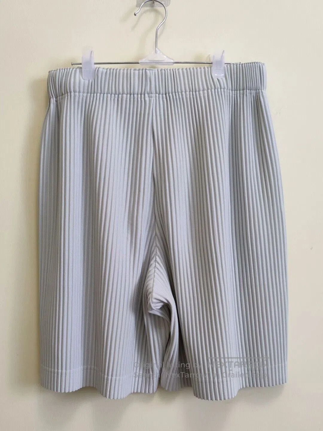 Homme Plisse Issey Miyake Homme Plisse Issey Miyake Men's Shorts. Size US 28 / EU 44 - 3 Thumbnail