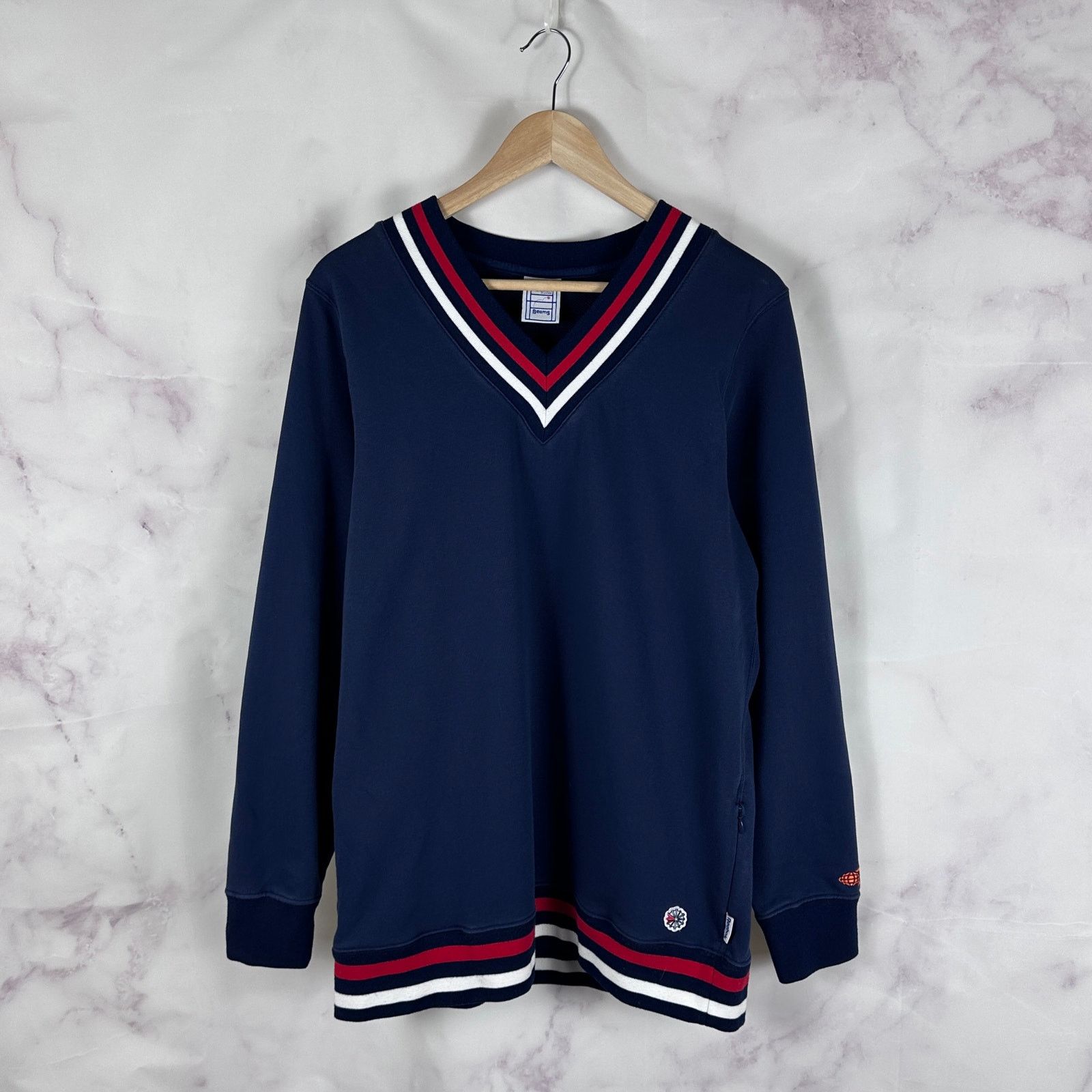 x Reebok Classic Navy Tennis V-Neck Sweatshirt