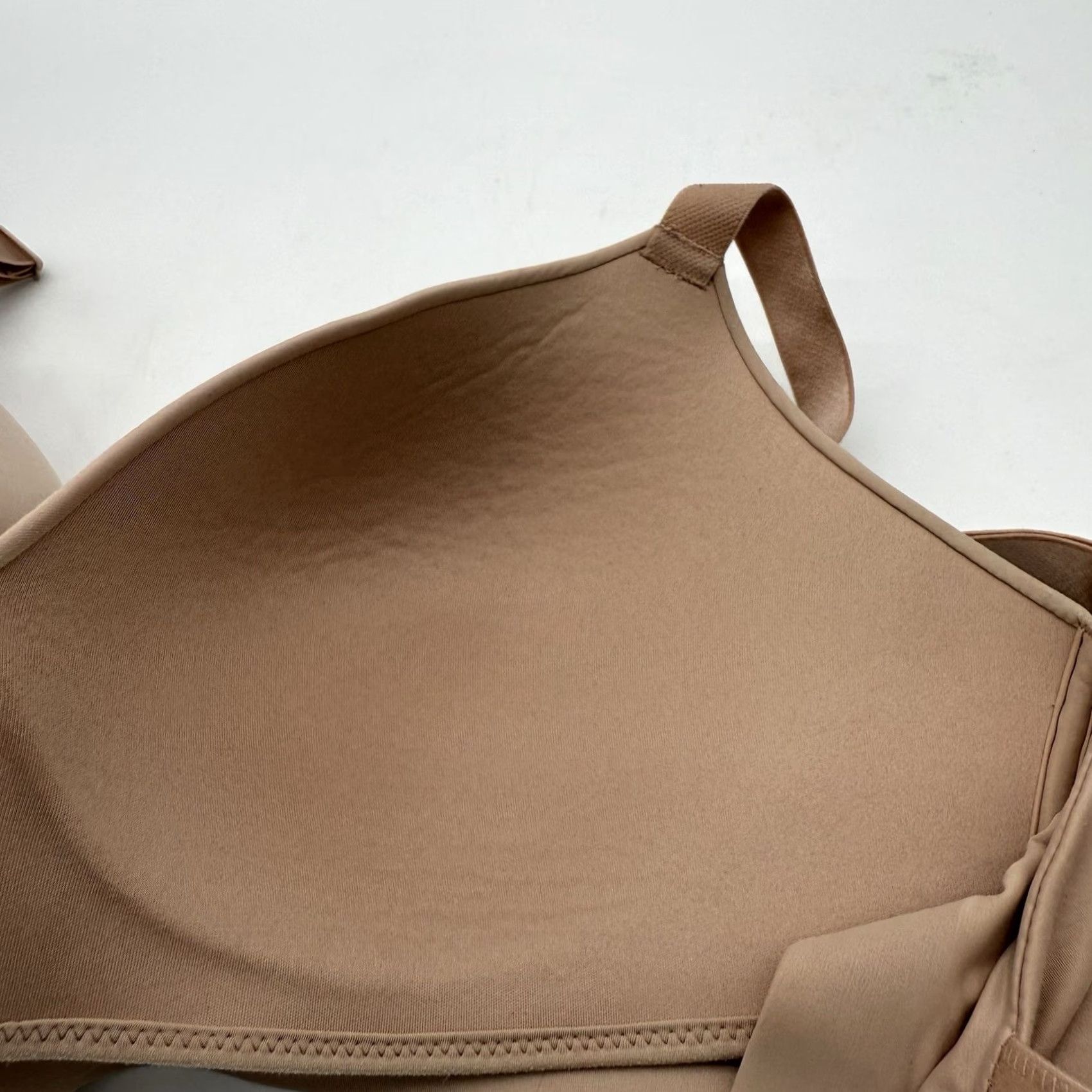 Vintage Soma Enbliss Bra 36D Tan Back Closure Wireless Padded T-Shirt Style Womens Size ONE SIZE - 5 Thumbnail