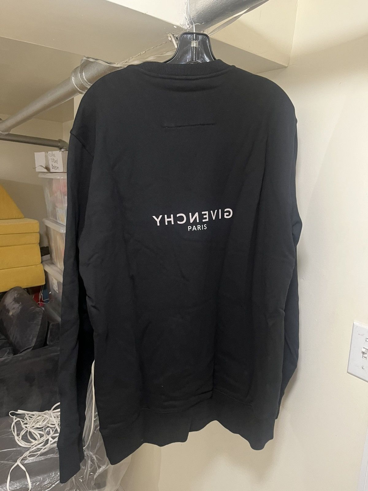 Givenchy Givenchy Sweatshirt Sz L Size US L / EU 52-54 / 3 - 6 Thumbnail