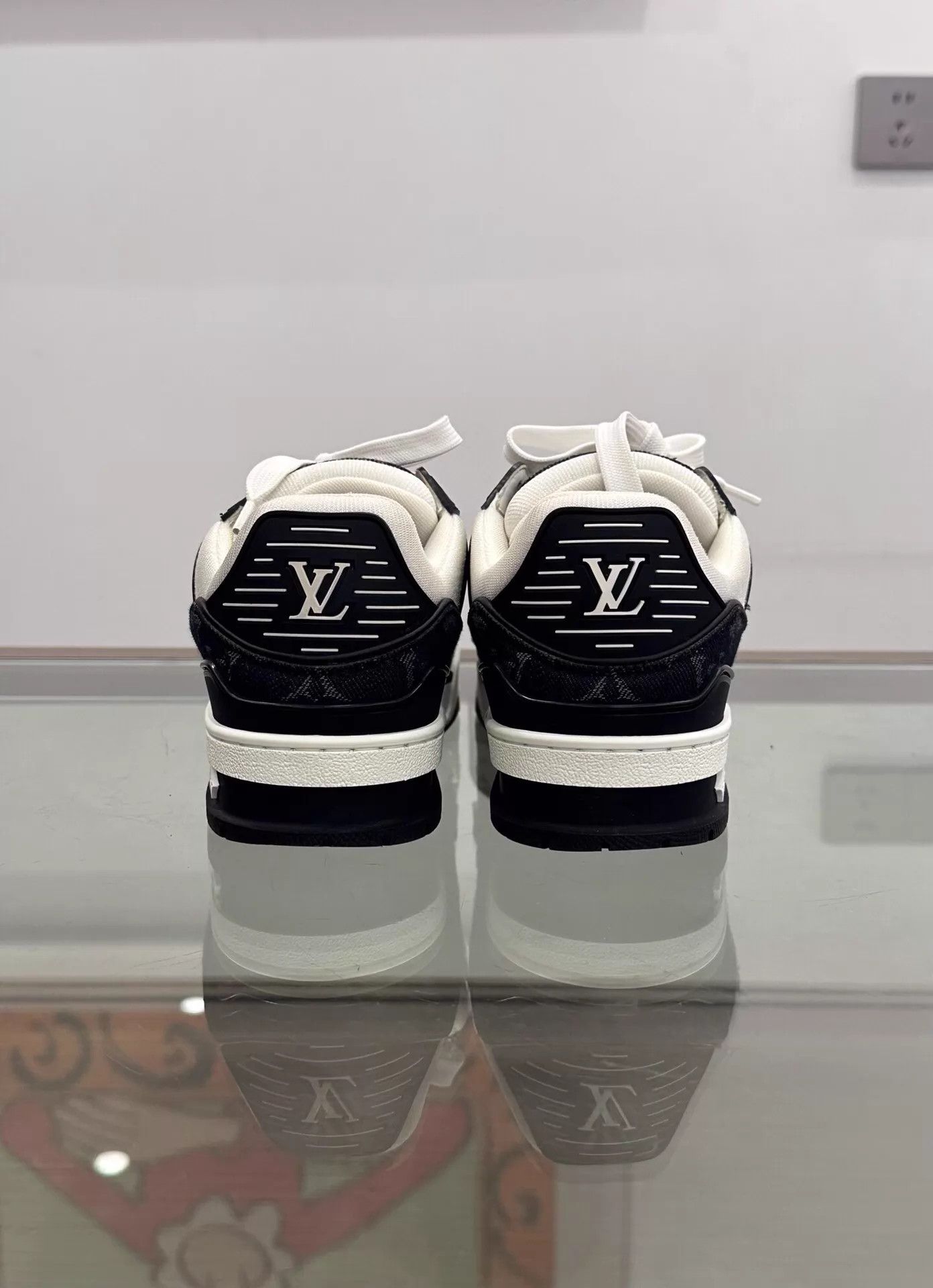 Louis Vuitton LV Women's Black White Panda Monogram Trainer 37.5 99New Size US 7 / IT 37 - 5 Thumbnail