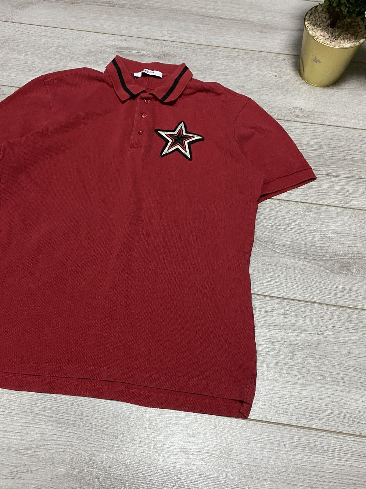 Givenchy Givenchy star polo shirt buttons eb0 Size US L / EU 52-54 / 3 - 2 Thumbnail