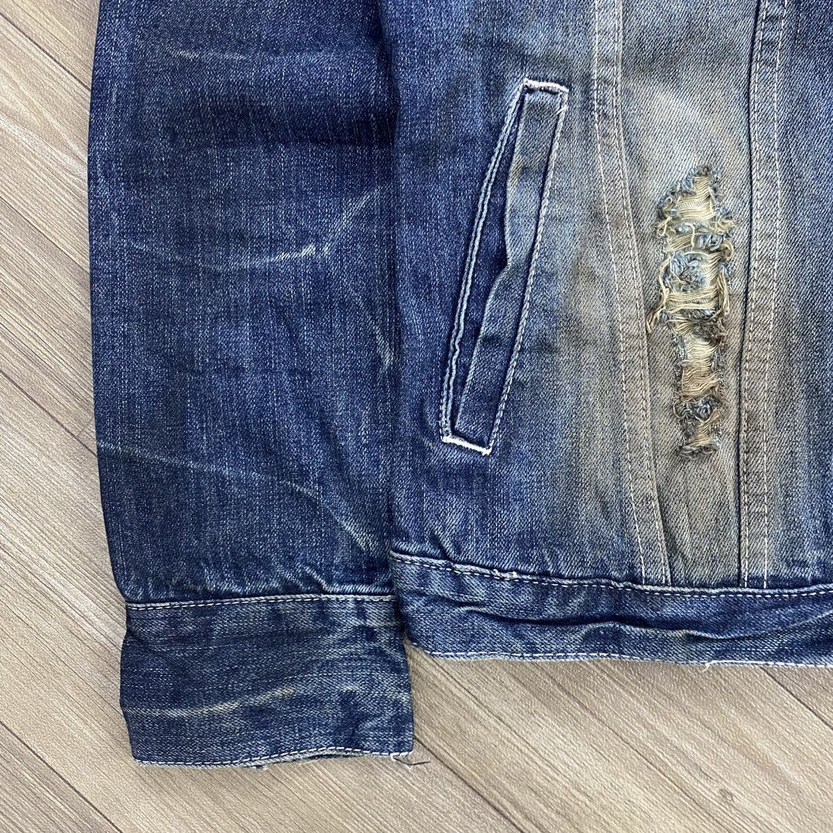 GOSTAR DE FUGA Vintage Fuga Distressed Faded Denim Jacket Ifsix Lgb Style Size US M / EU 48-50 / 2 - 9 Thumbnail