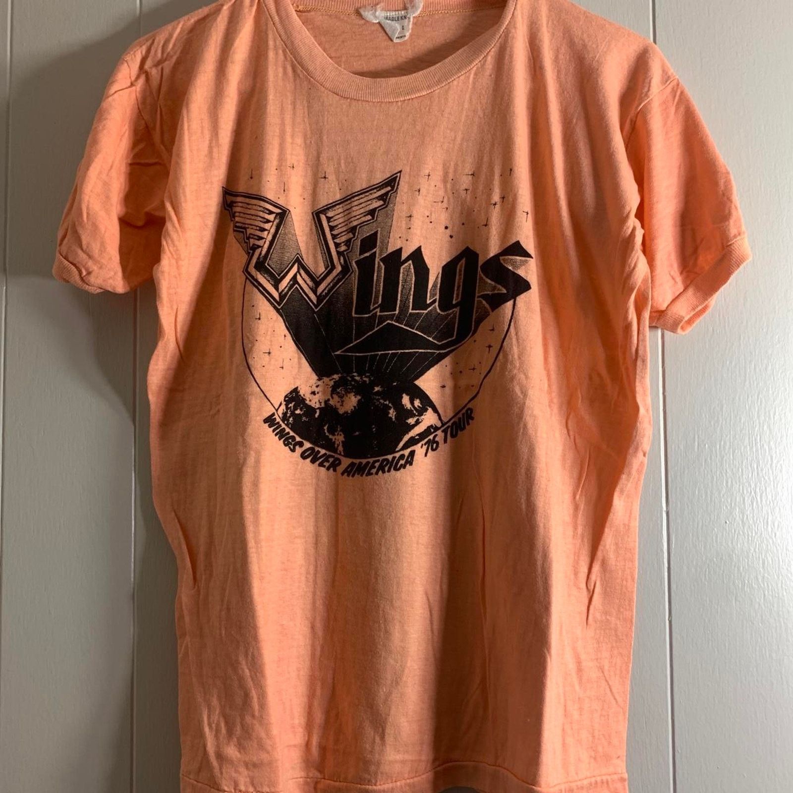 Vintage vtg 1976 WINGS Over America Tour Paul McCartney tee shirt L Size US L / EU 52-54 / 3 - 2 Thumbnail
