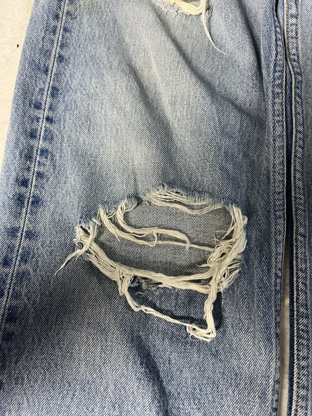 Levi's 💥LIMITED EDITION💥VINTAGE 90’S LEVIS 501XX DISTRESSED JEANS Size US 34 / EU 50 - 7 Thumbnail