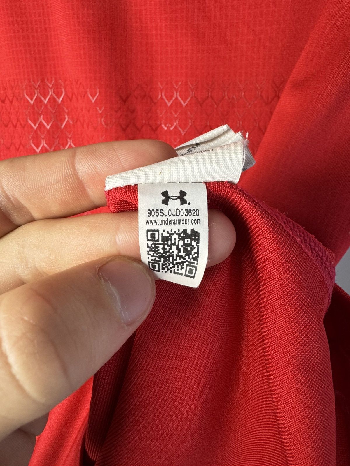 Under Armour WRU Wales World Cup 2015 Home Rugby Union Shirt Jersey Size US M / EU 48-50 / 2 - 10 Thumbnail