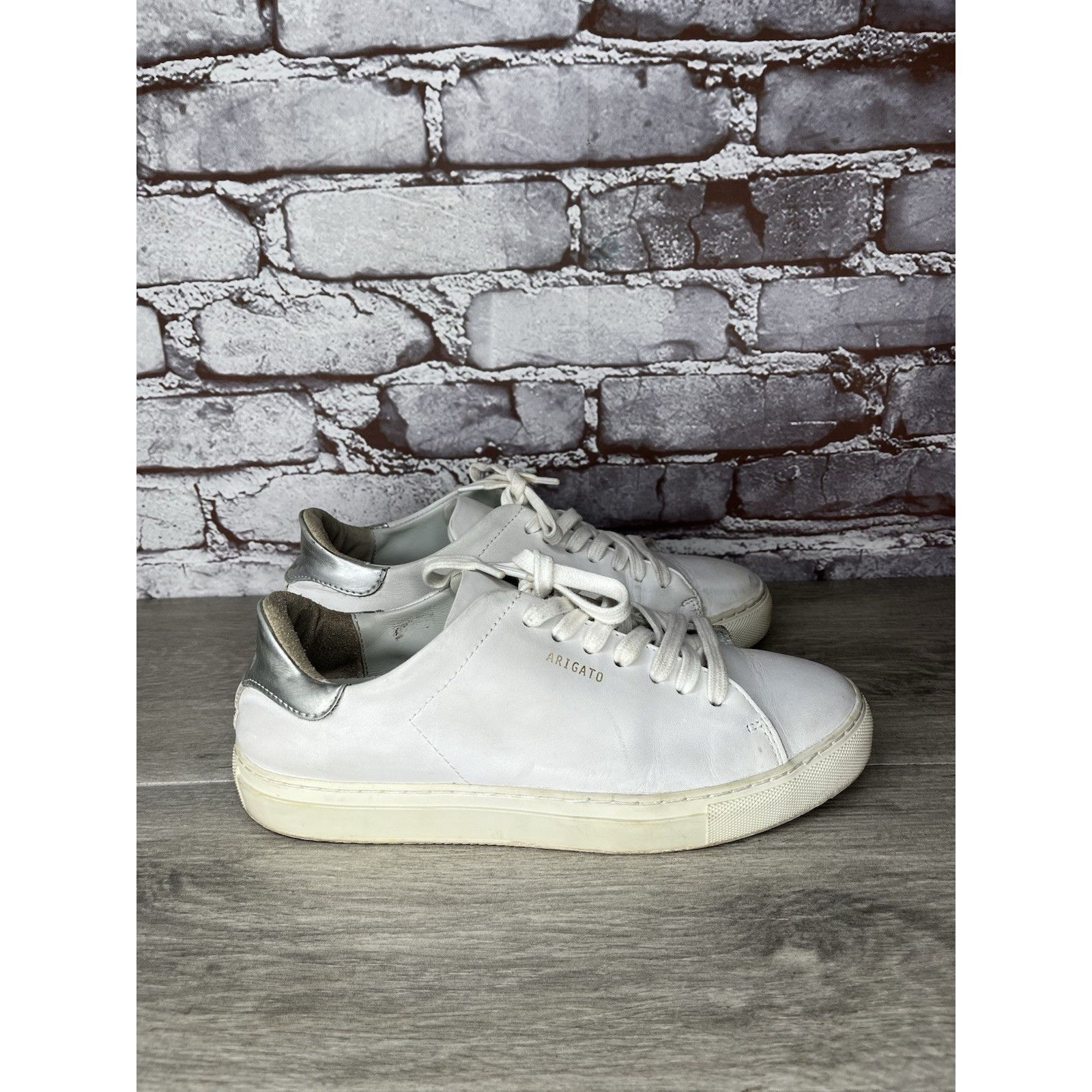 Axel Arigato Axel Arigato Womens Size 7.5 White Silver Sneakers Leather L Size US 7.5 / IT 37.5 - 15 Thumbnail