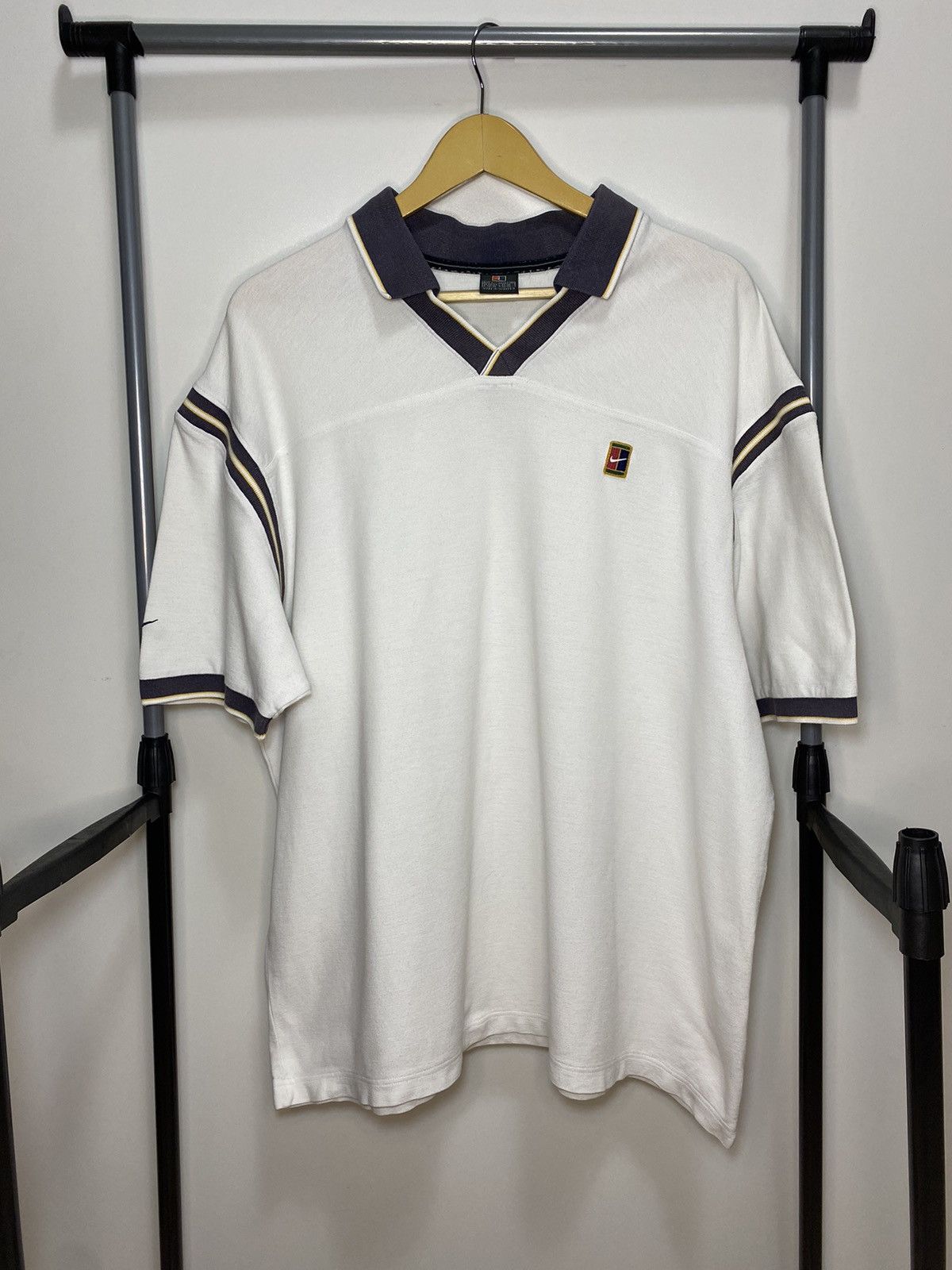 Nike Vintage Nike Court Swoosh Polo Size US L / EU 52-54 / 3 - 1 Thumbnail