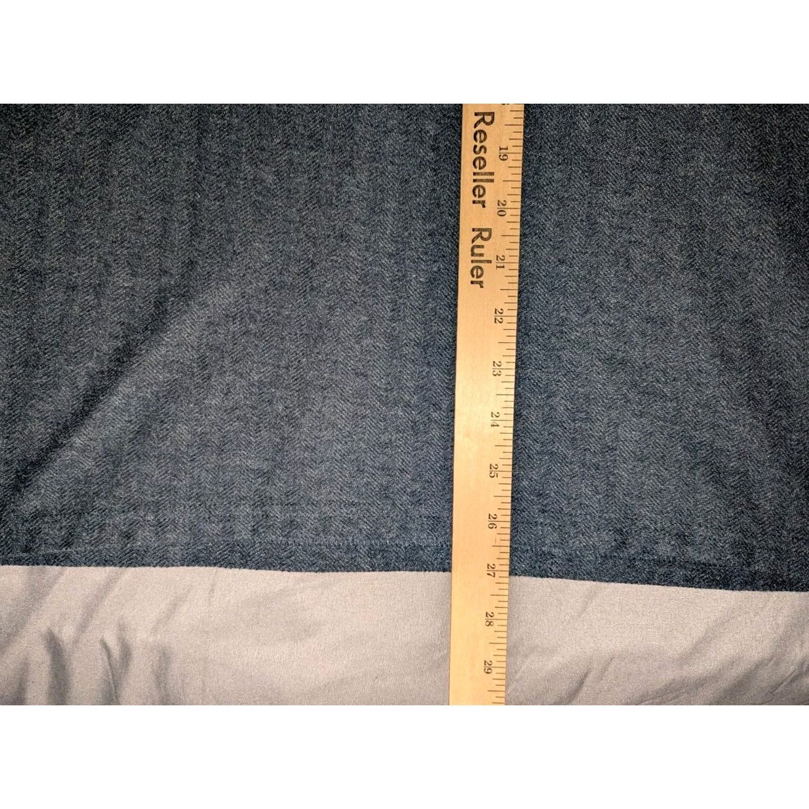 Saks Fifth Avenue Saks Fifth Avenue Mens T-Shirt V-Neck Short Sleeve Pocket Midnight Blue XS? No, M. Size US 31 - 6 Thumbnail