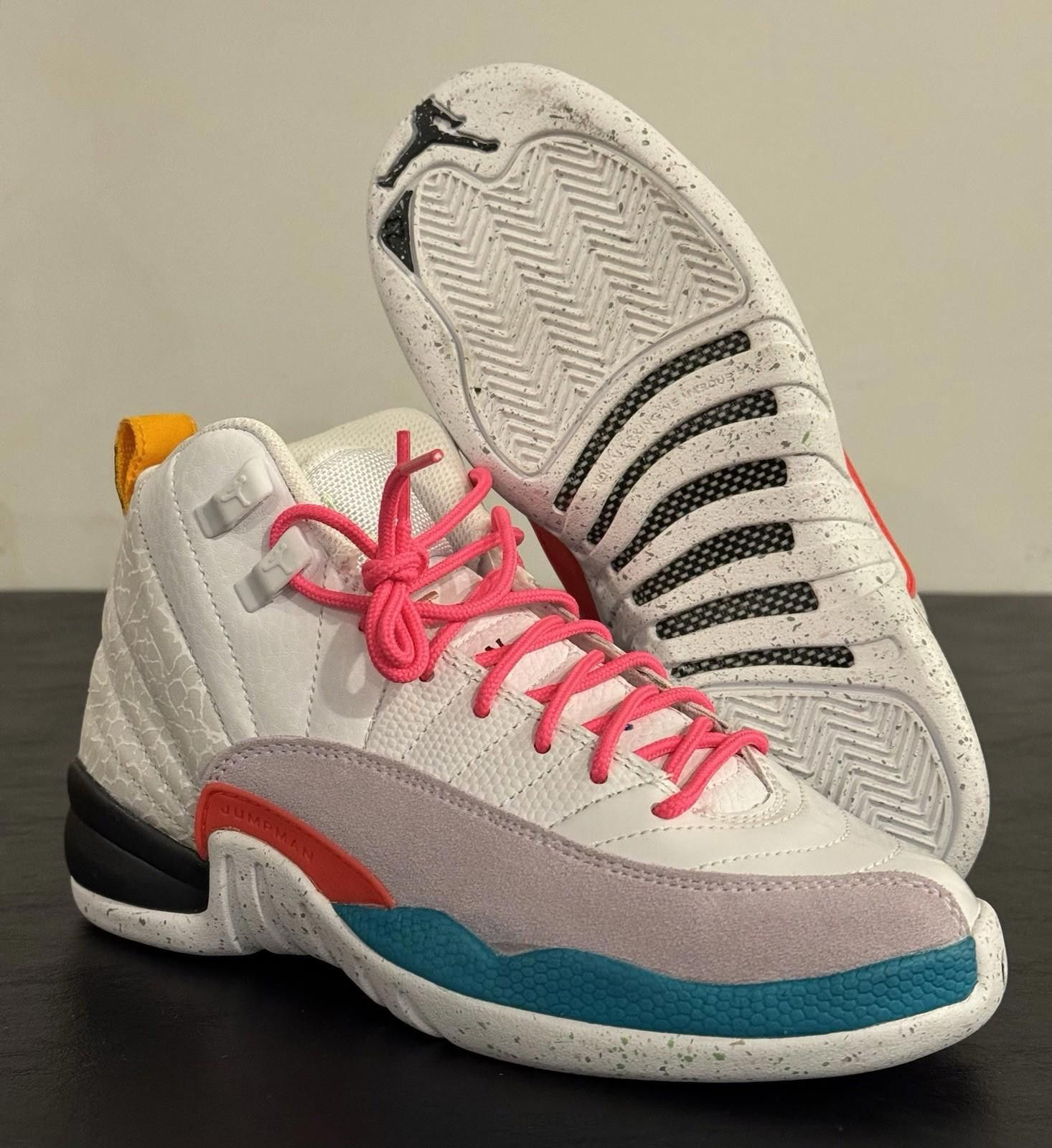 Jordan Brand Jordan Air Jordan 12 Retro GS 'White/Vapor Green' Size 4Y Size US 5 / EU 37 - 6 Thumbnail