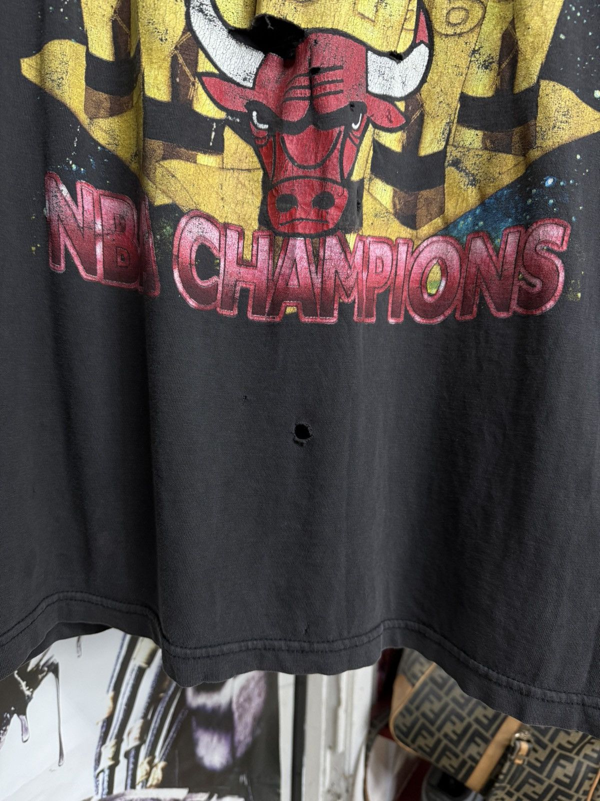 Vintage Vintage 90’s Chicago Bulls Rap T-Shirt Vtg Michael Jordan 2X Size US XXL / EU 58 / 5 - 7 Thumbnail