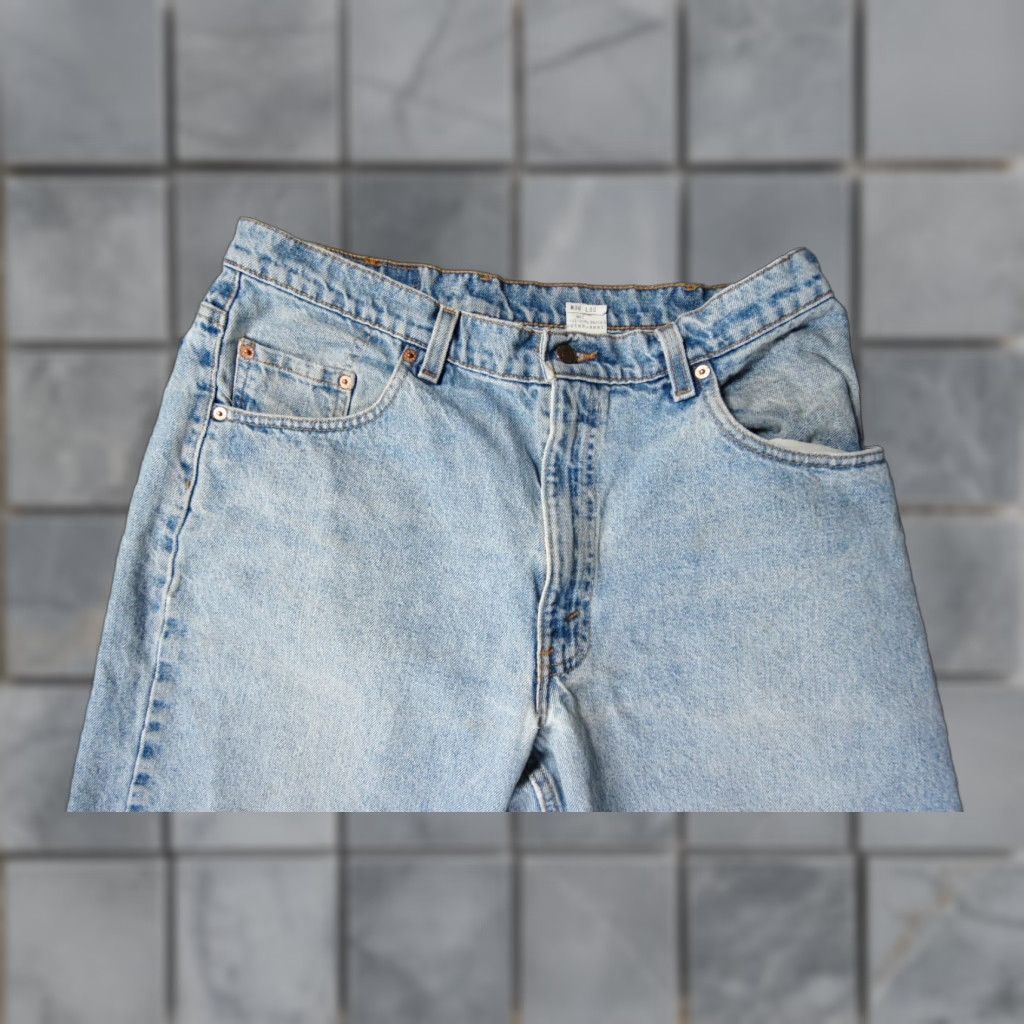 Levi's VINTAGE Levi's Jeans Mens 36x30 Blue Denim 560 Loose Fit Tapered Leg 90s Jeans Mens Size US 36 / EU 52 - 1 Thumbnail