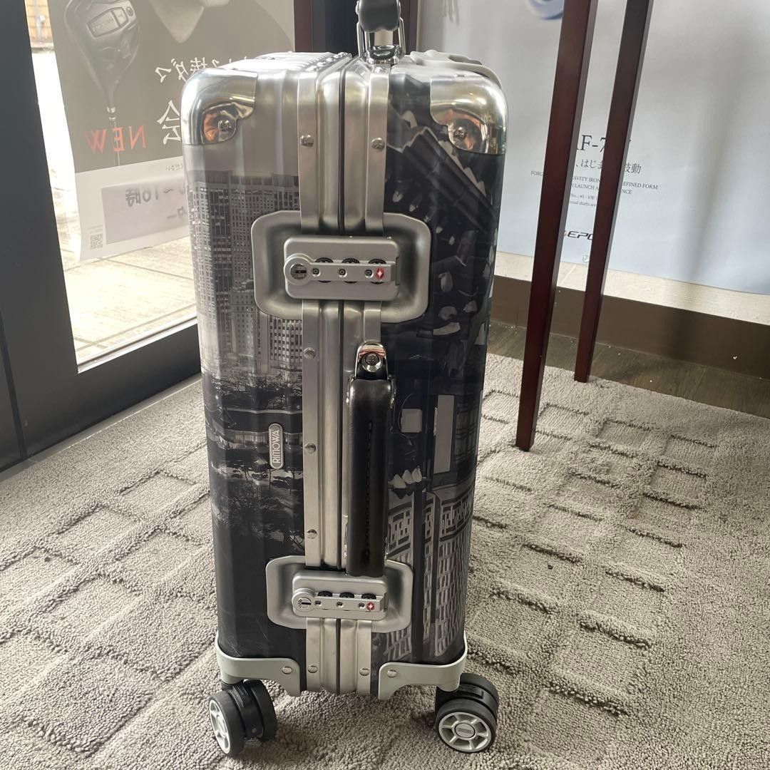 Rimowa RIMOWA KOREA SPECIAL EDITION Classic Cabin Silver Carry-On Size ONE SIZE - 5 Thumbnail