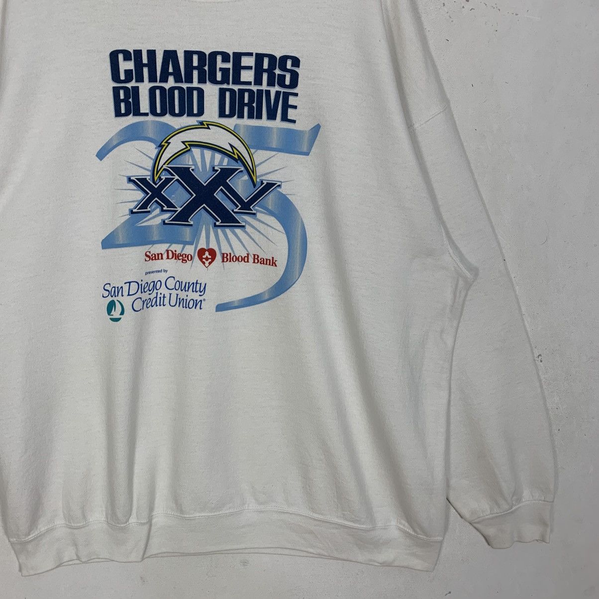 Fruit Of The Loom Vintage FruitOfTheLoom Charger Blood Drive Sweatshirt Size US XL / EU 56 / 4 - 4 Thumbnail