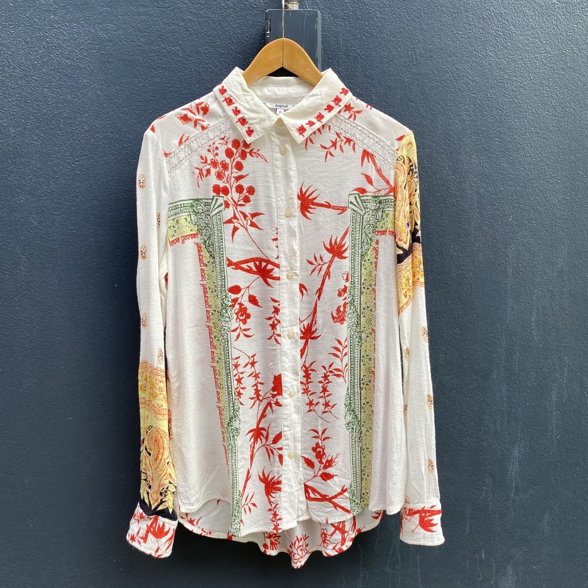 Desigual Desigual Floral Bohemian Long-Sleeve Shirt Size M / US 6-8 / IT 42-44 - 14 Thumbnail