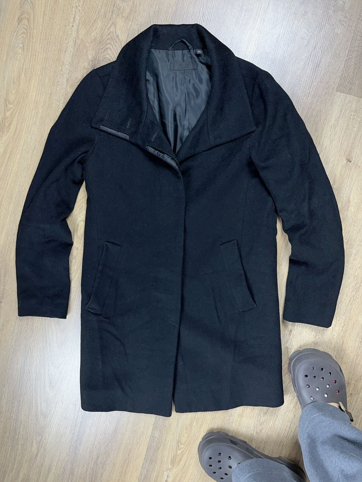 Designer × Uniqlo ➕wool & cashmere Uniqlo button up black coat avant garde Size XS / US 0-2 / IT 36-38 - 1 Thumbnail