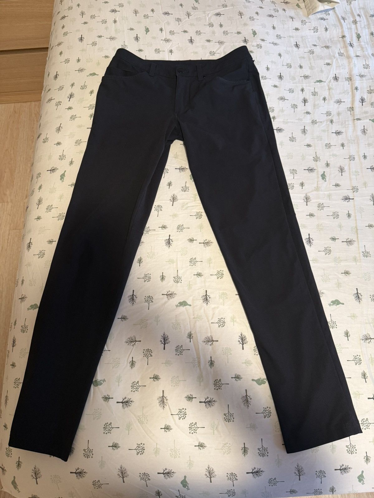 Lululemon ABC Slim-Fit Pants 28x30 Size US 28 / EU 44 - 1 Thumbnail