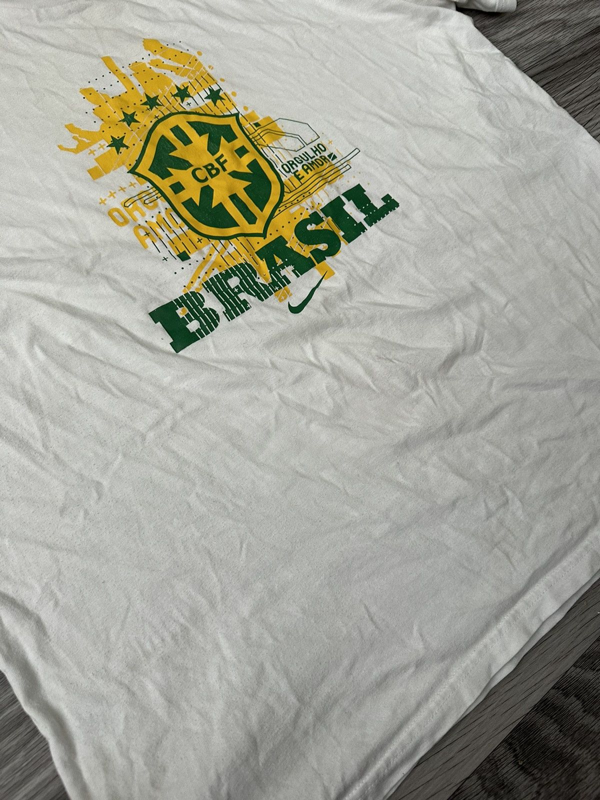 Nike Nike Vintage 90s Brazil Big Logo Neymar T shirt hype Size US XL / EU 56 / 4 - 6 Thumbnail