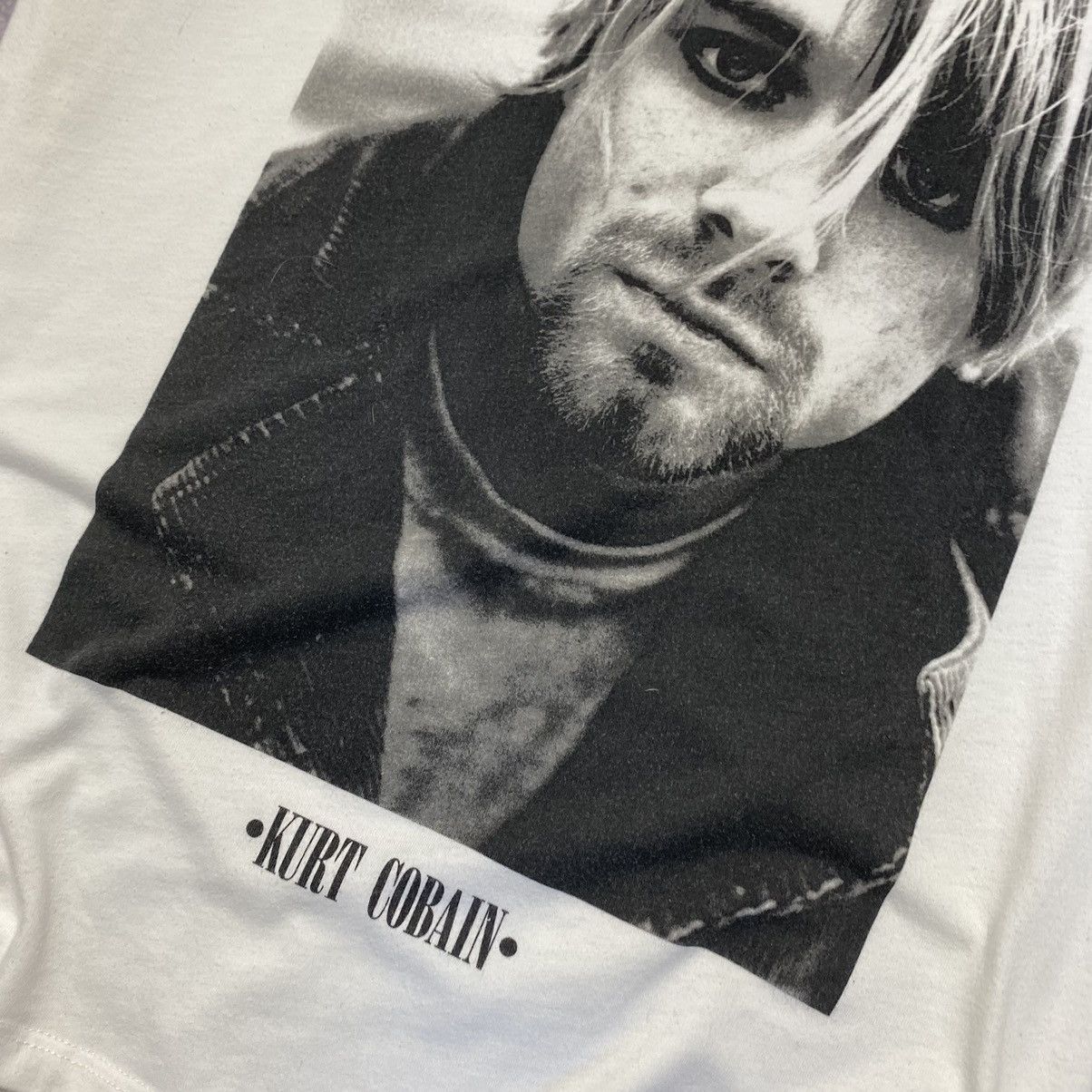 Band Tees Vintage Kurt Cobain Big Face logo band tee Size US M / EU 48-50 / 2 - 5 Thumbnail