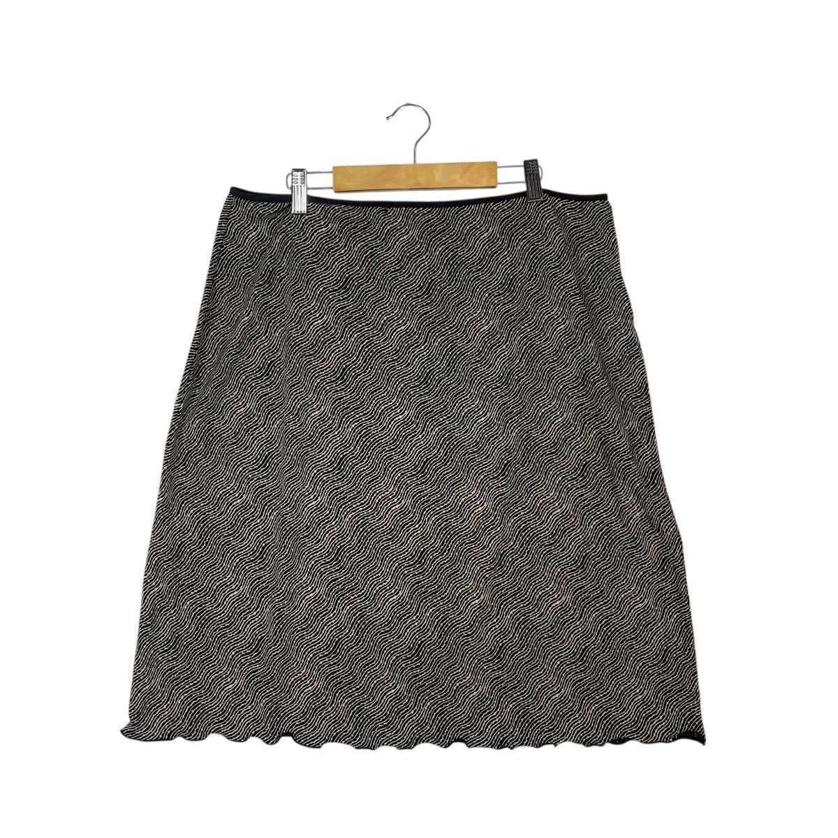 Vintage Vintage Max Studio Wave Print Midi Skirt Black White USA Size 33" - 4 Thumbnail