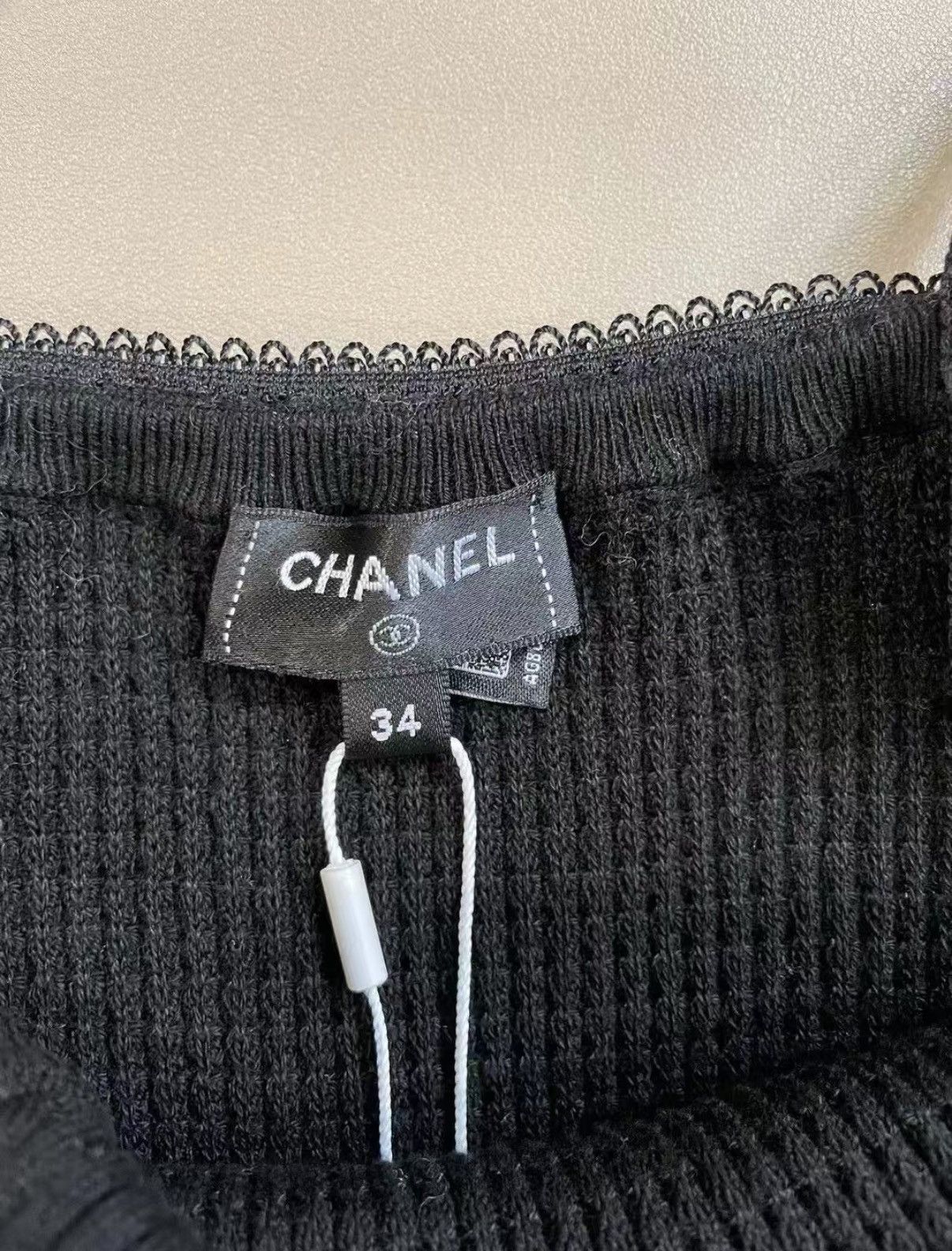 Chanel Chanel 24A Classic Black Waffle Knit Camisole Top J33 Size XXS / US 00 / IT 34 - 6 Thumbnail