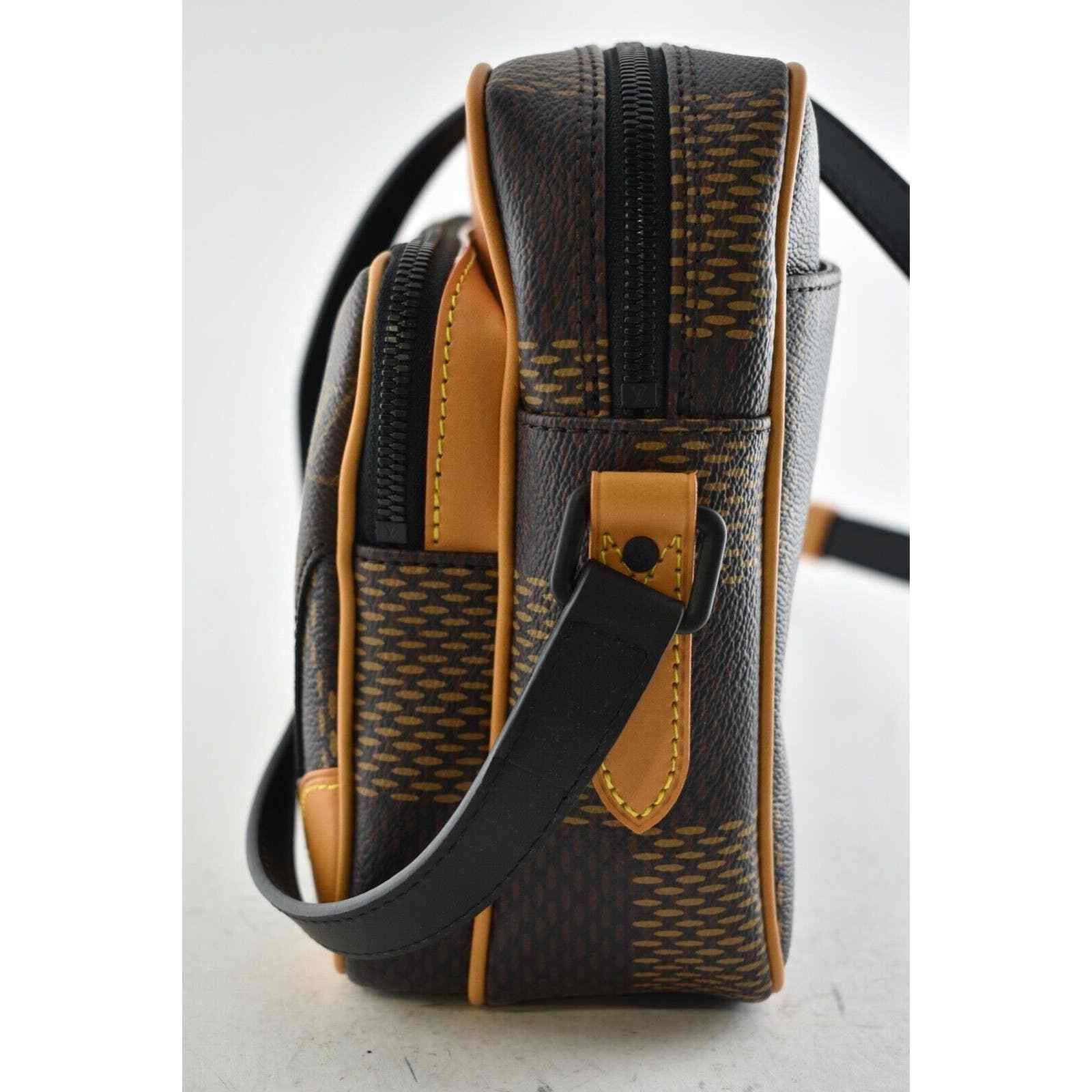 Louis Vuitton Louis Vuitton Nigo Nil Messenger Wave Damier Ebene Drip Bag Size ONE SIZE - 9 Thumbnail