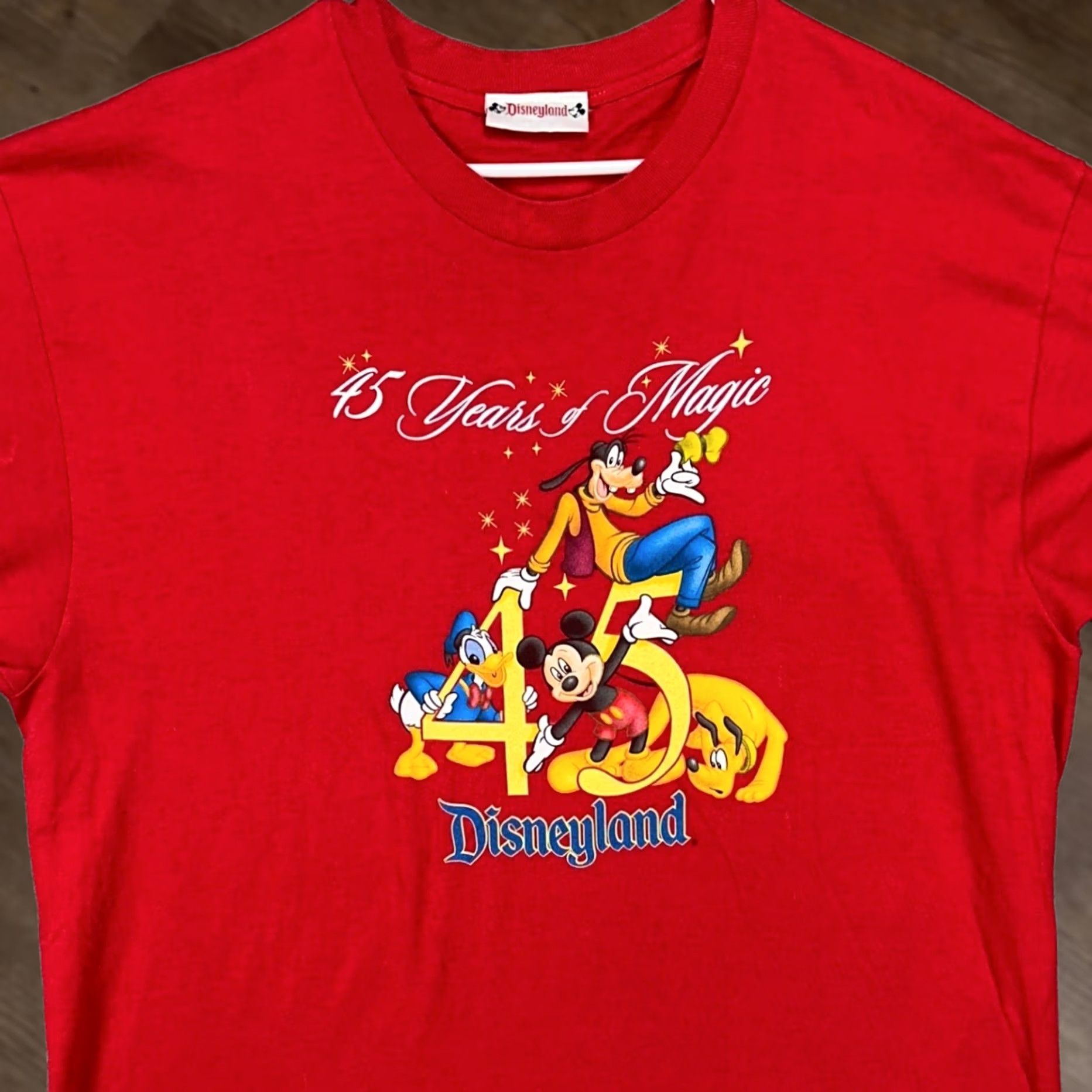 Vintage VINTAGE Disneyland T-Shirt Tee Mens XL Red 45 Year Of Magic Mickey Goofy Donald Size US XL / EU 56 / 4 - 1 Thumbnail