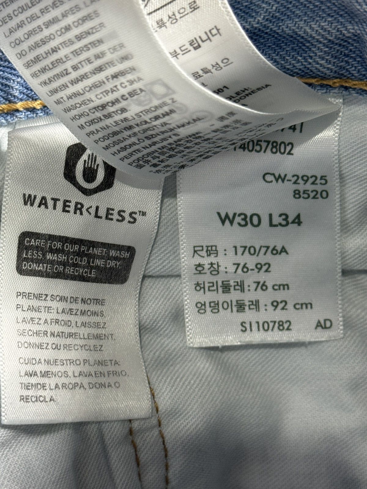 Levi's Levi’s 501 Thermodapt Jeans in light blue – W30 L34 Size US 30 / EU 46 - 8 Thumbnail