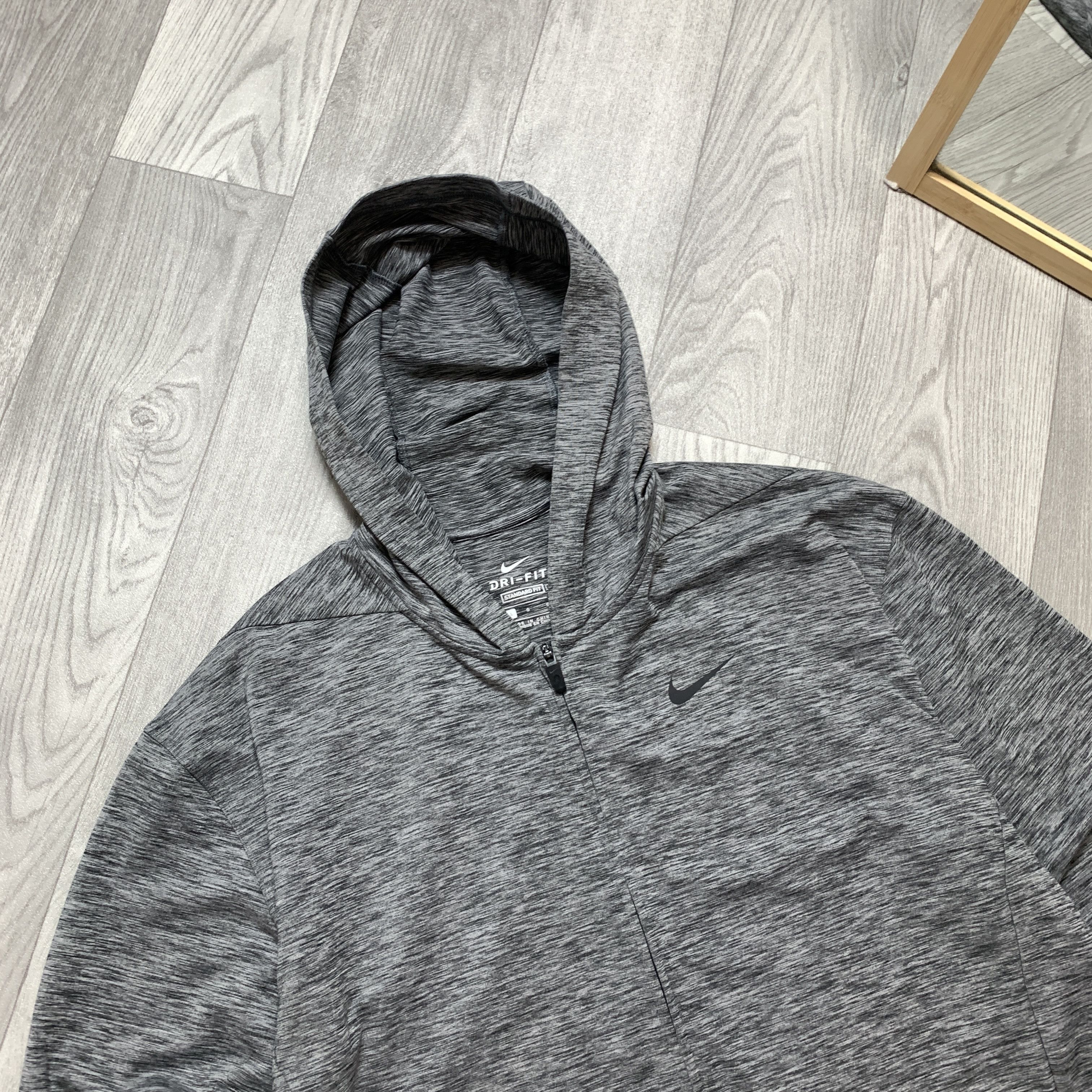 Nike Nike Dri-Fit M Nk Grey Zip Hoodie Running Swoosh Size L Size US L / EU 52-54 / 3 - 3 Thumbnail