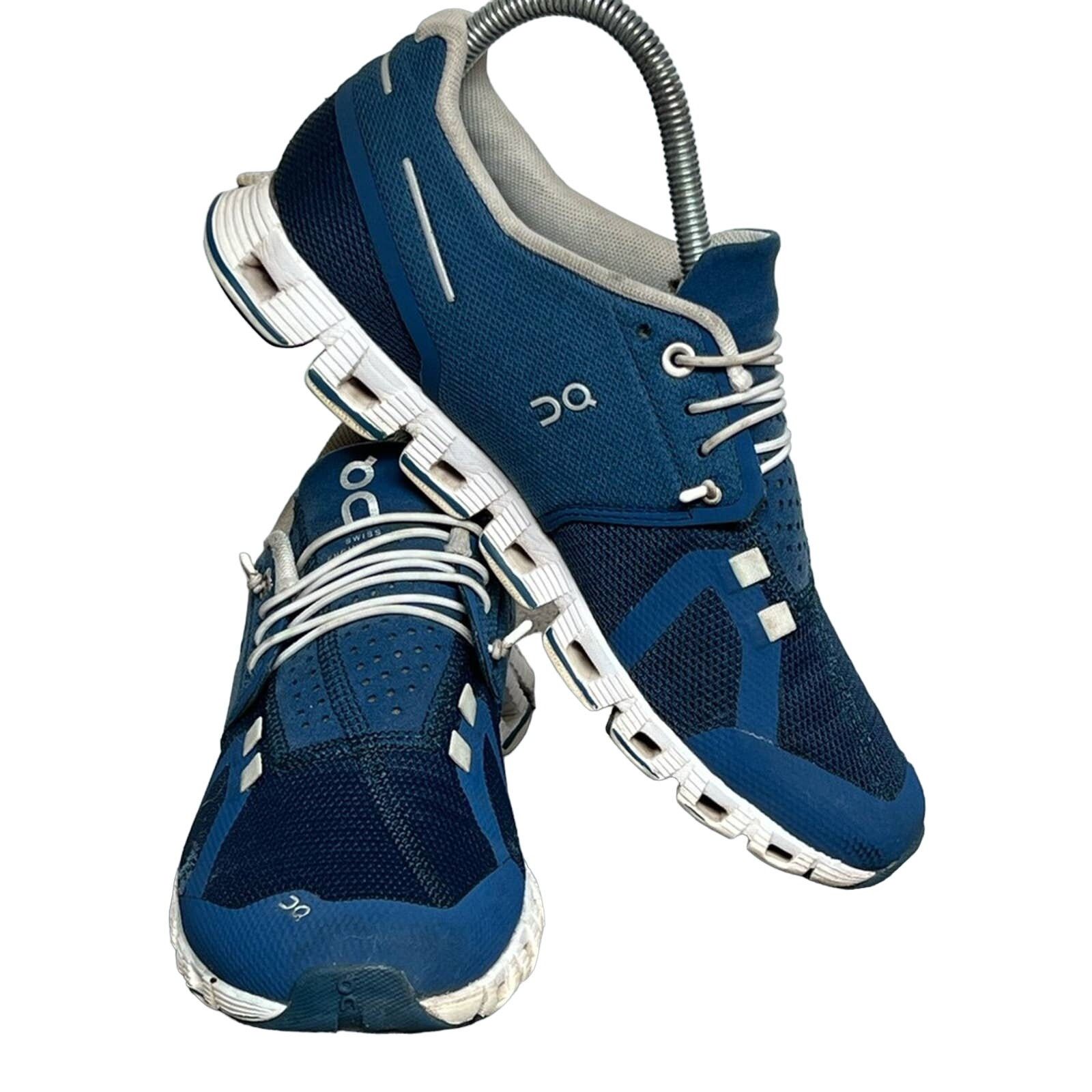 On On Cloud 5 Women's Size 7.5 US Blue White Athletic Shoes Size US 7.5 / IT 37.5 - 3 Thumbnail