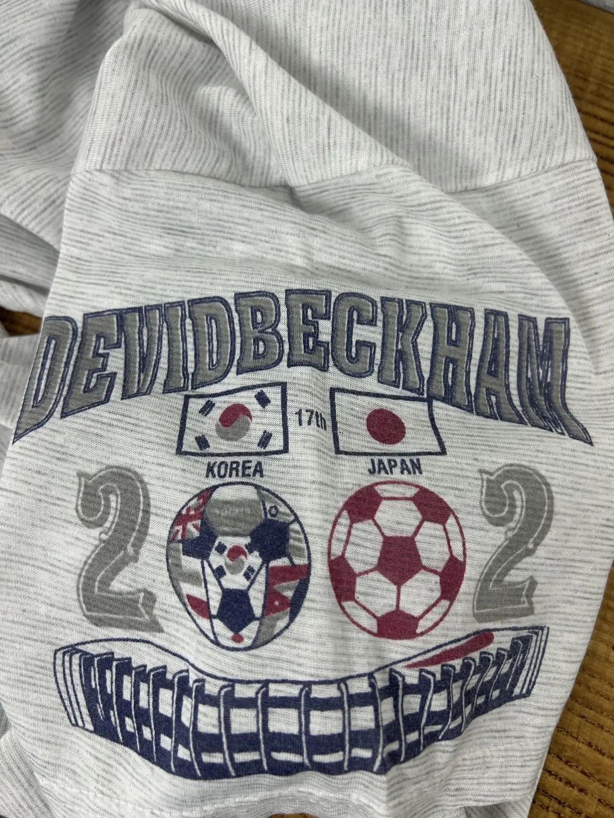 Vintage Vintage 2002 World Cup David Beckham Crazy Bootleg Tee Size US XL / EU 56 / 4 - 10 Thumbnail