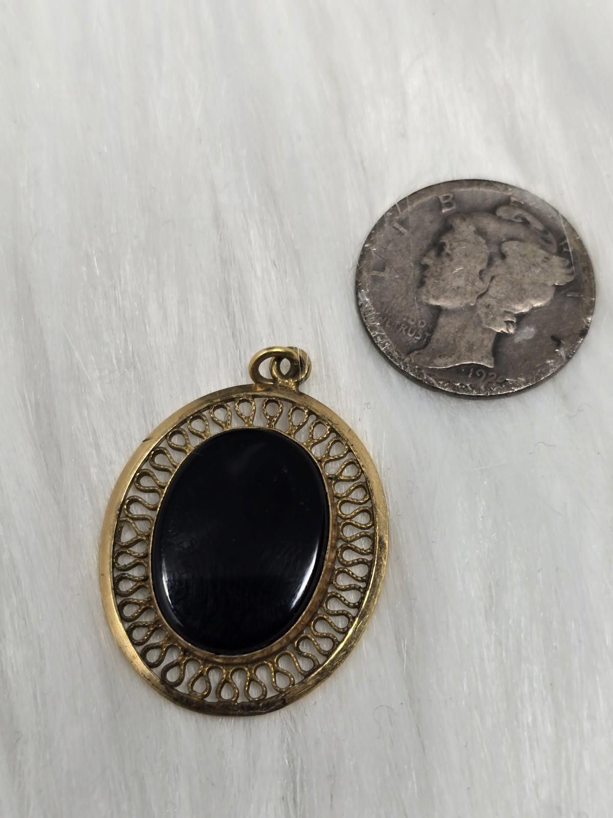 Other Vintage Winard 12K GF Black Onyx Oval Filigree Pendant Size ONE SIZE - 4 Thumbnail